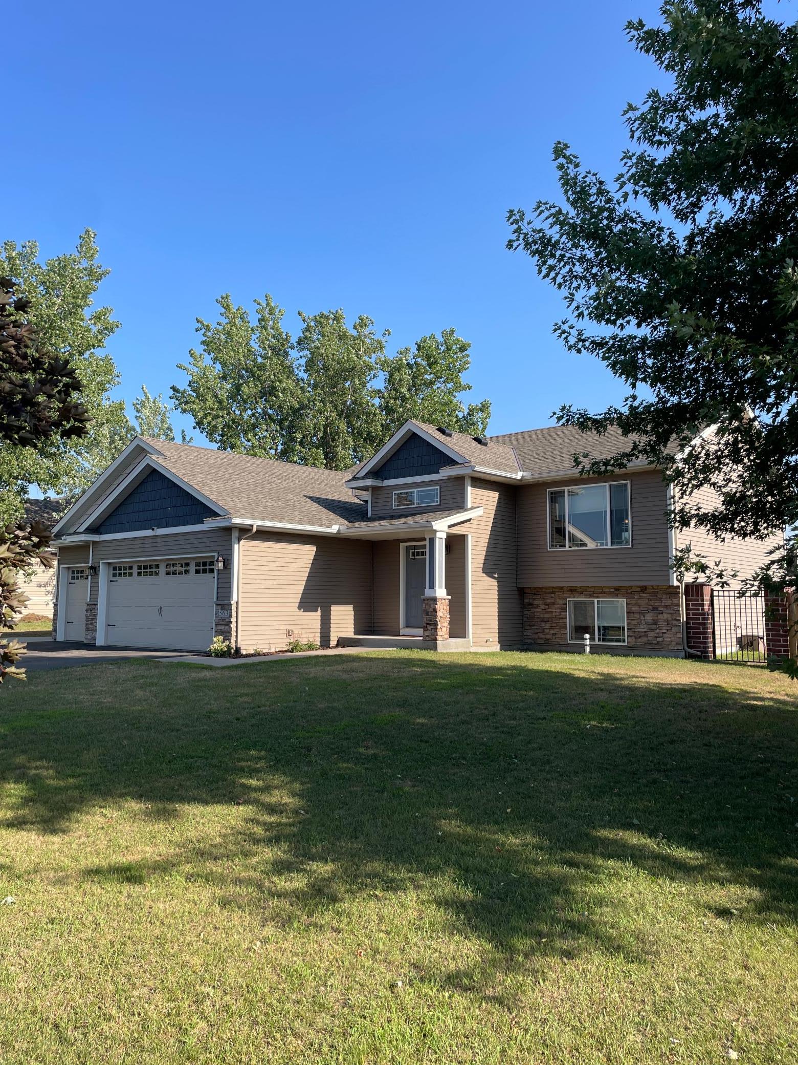 563 Forest Road