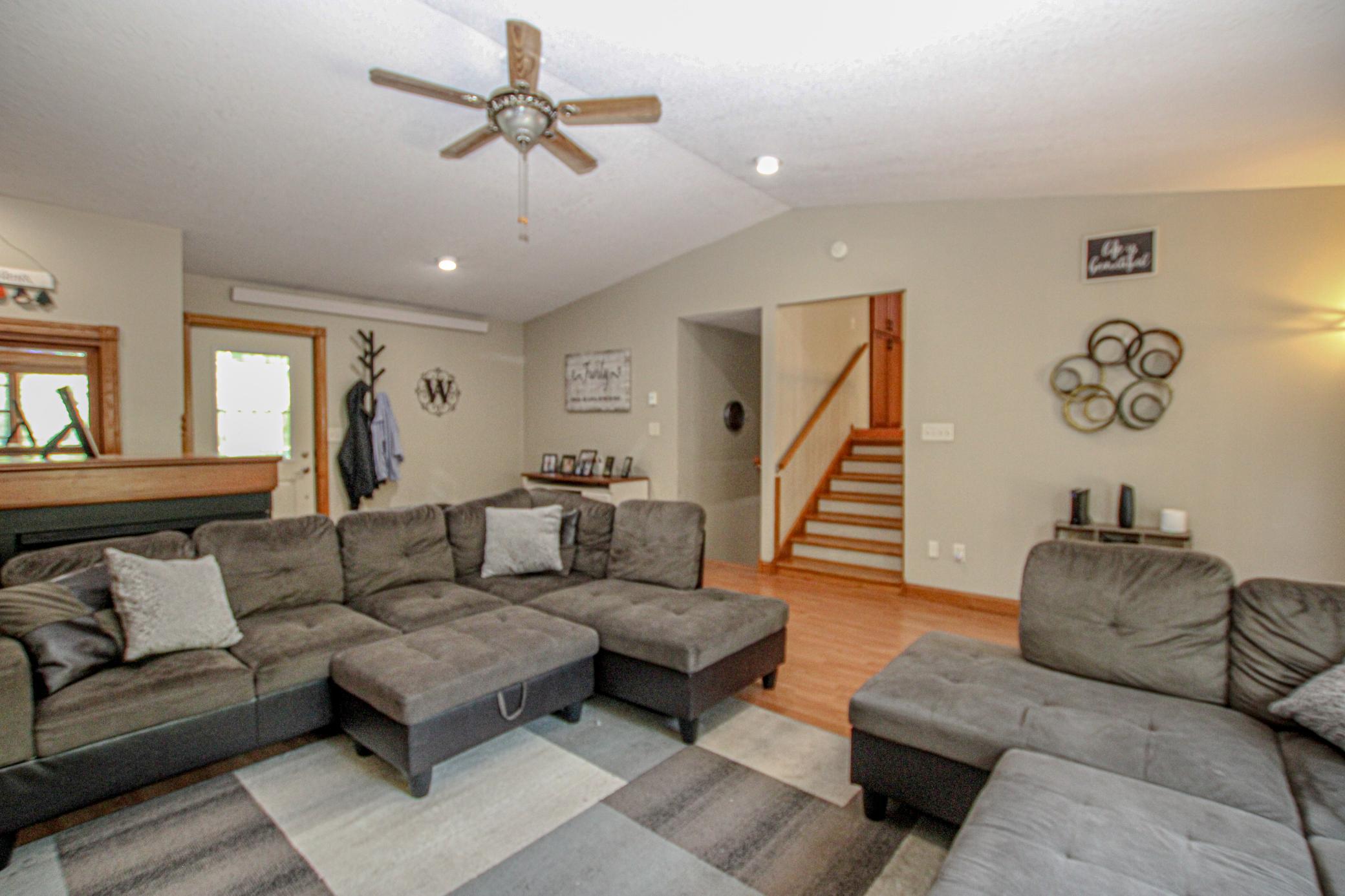1712 Cranberry Lane Ne Property Photo 13