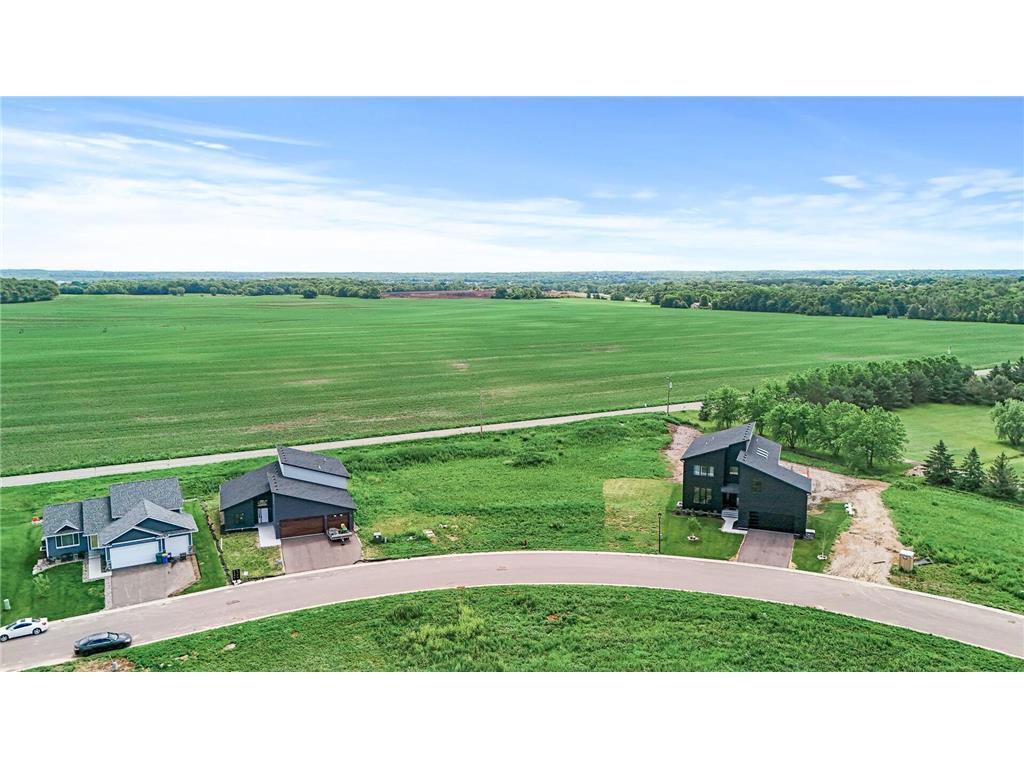 9942 14th Circle Ne Property Photo 3