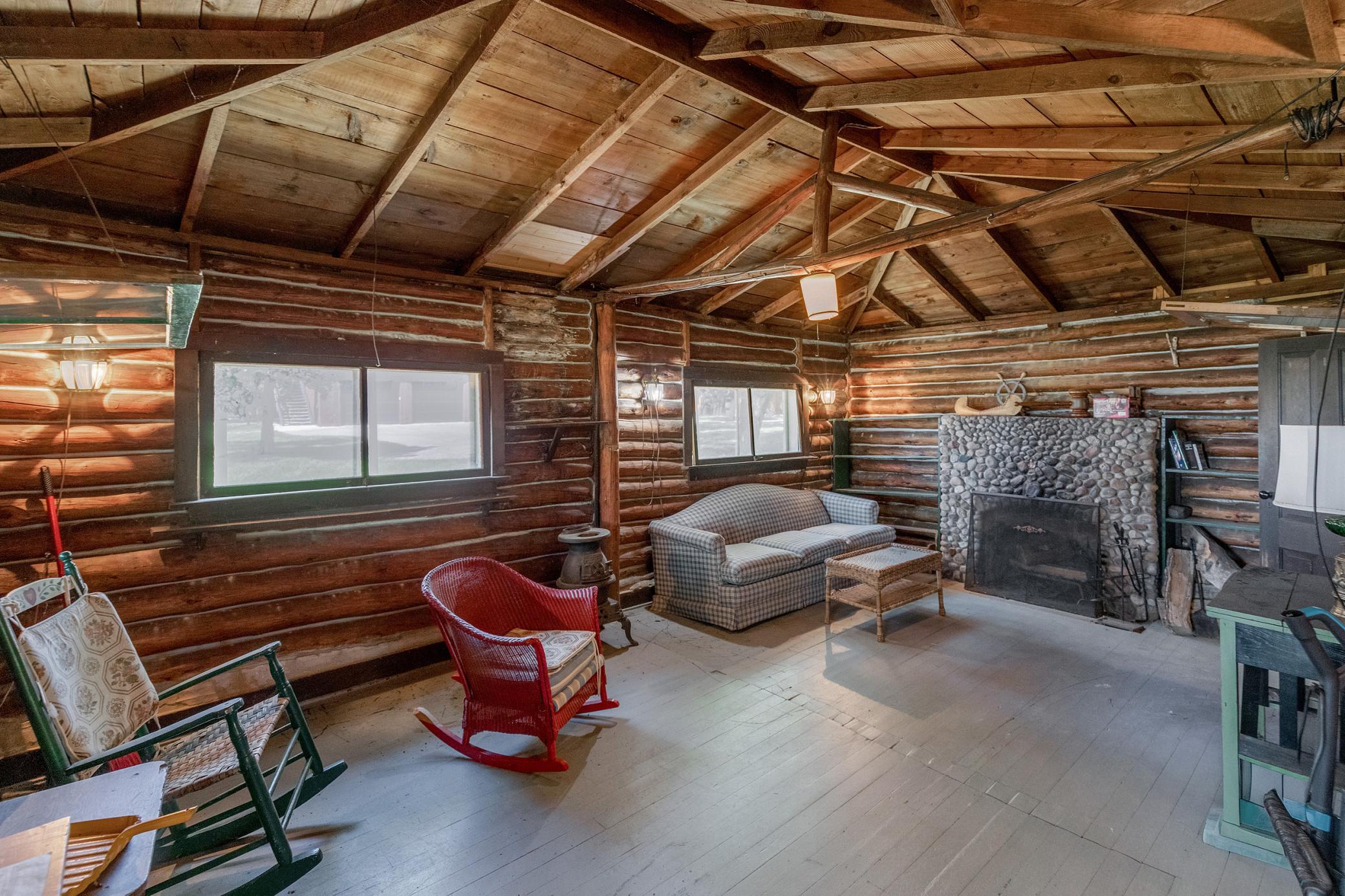 4309 E Linden Boulevard Property Photo 13