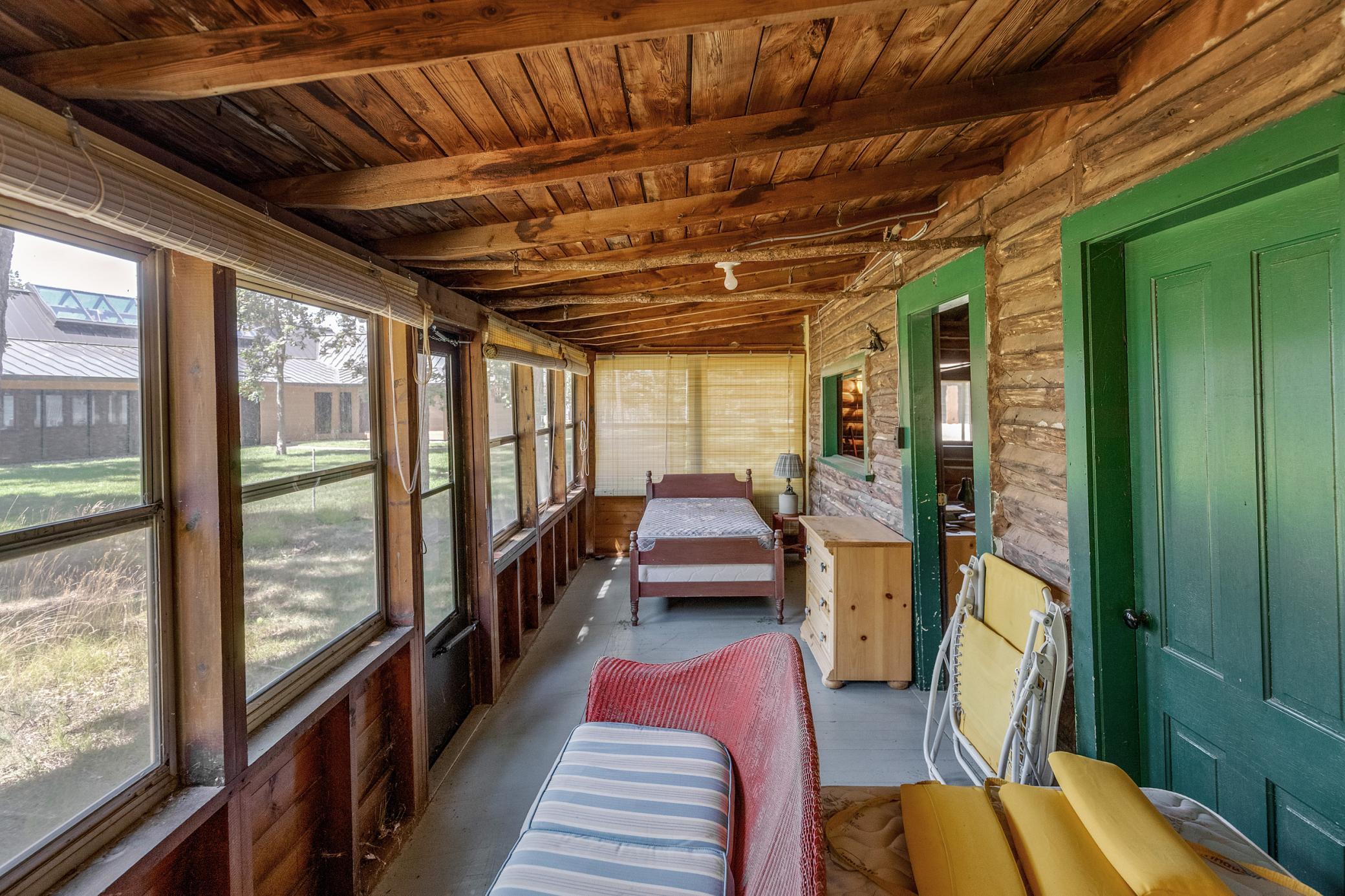 4309 E Linden Boulevard Property Photo 16