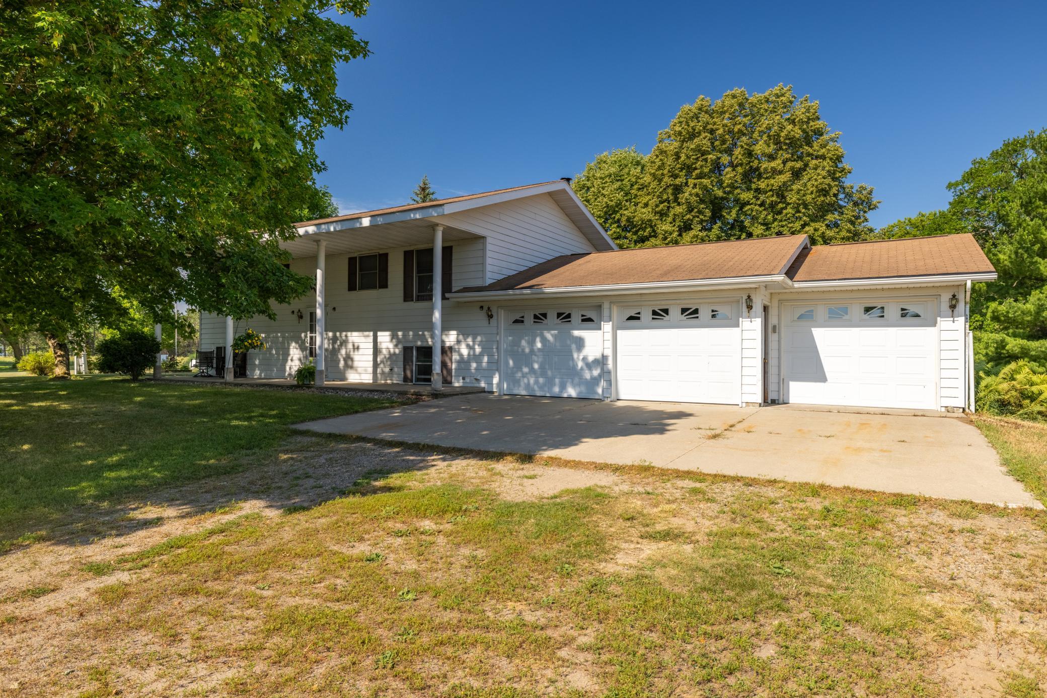 20990 110th Street Property Photo 3