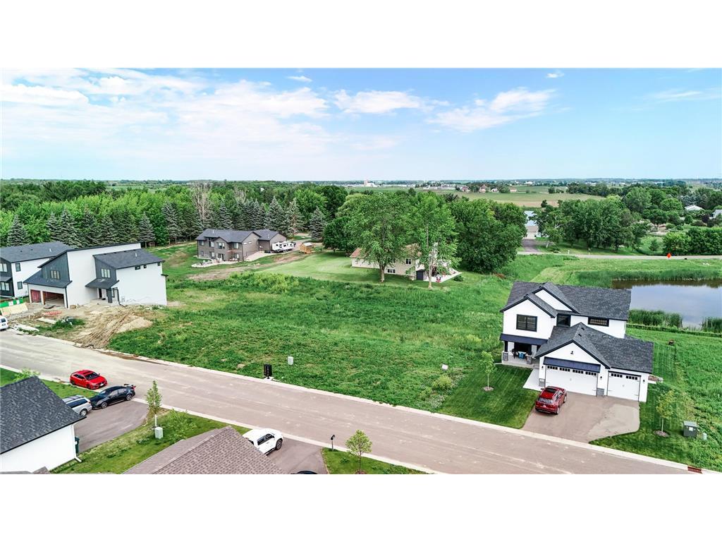 9988 14th Circle Ne Property Photo 1