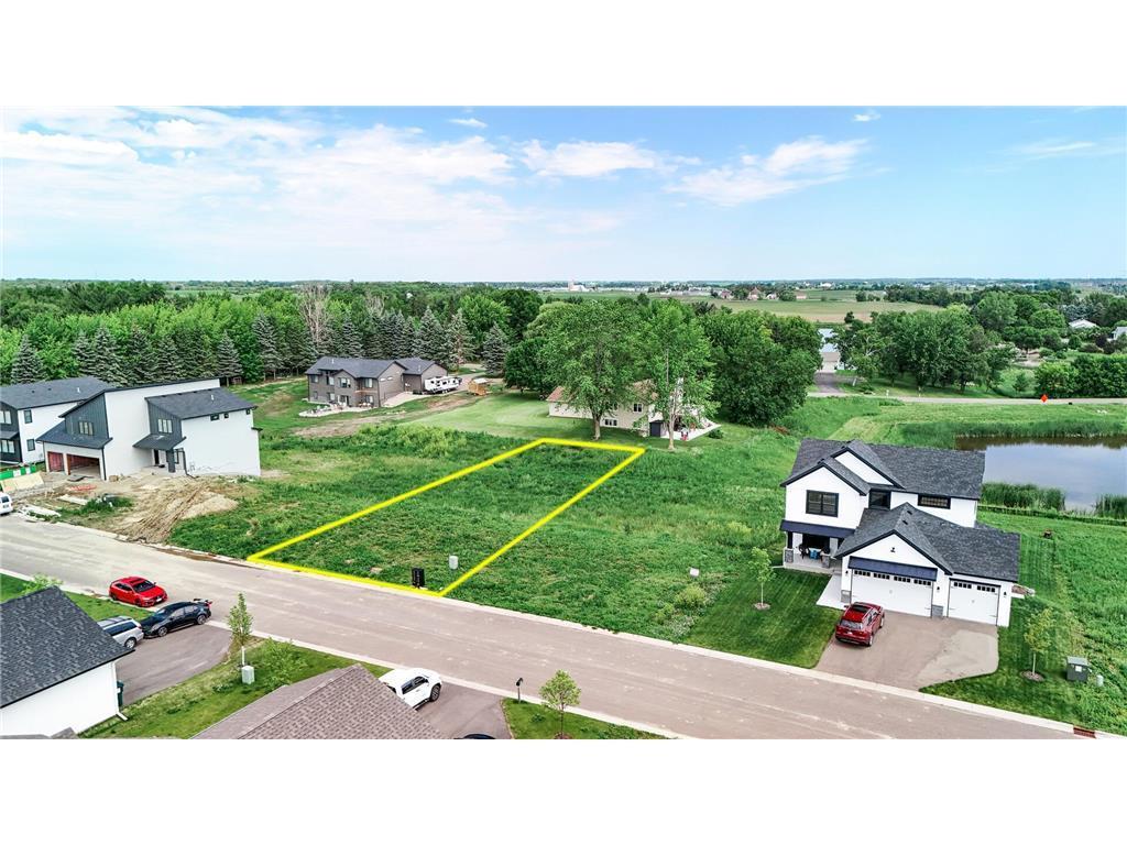 9988 14th Circle Ne Property Photo 2