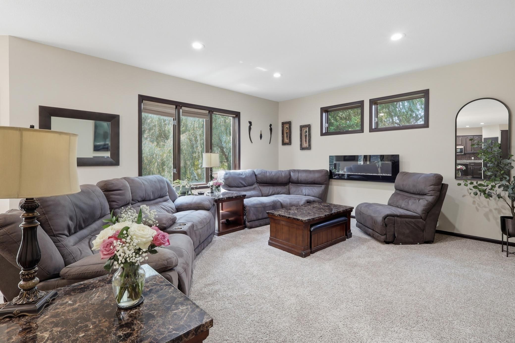 1309 Deerview Court Se Property Photo 11