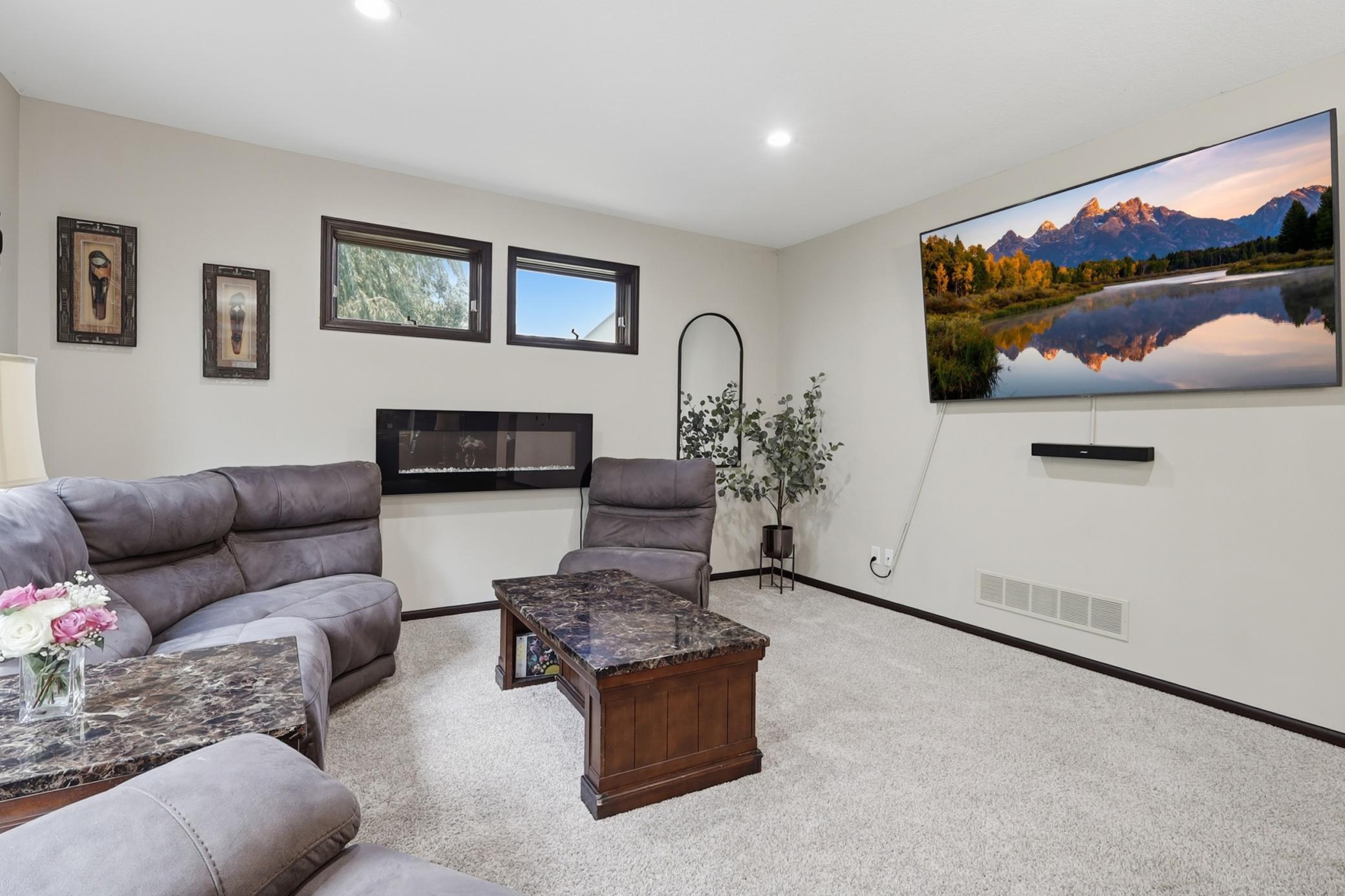1309 Deerview Court Se Property Photo 13