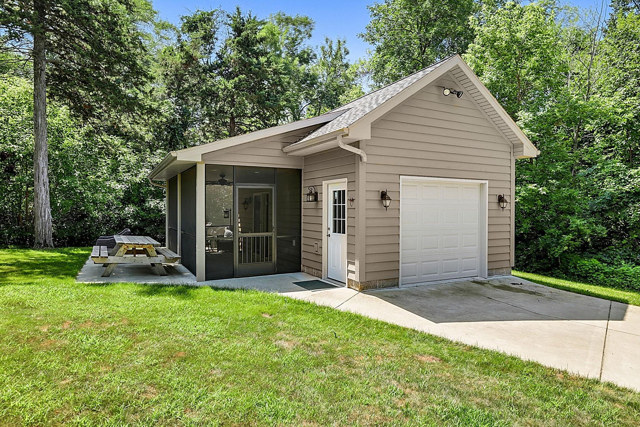 21602 Fireside Court Property Photo 11