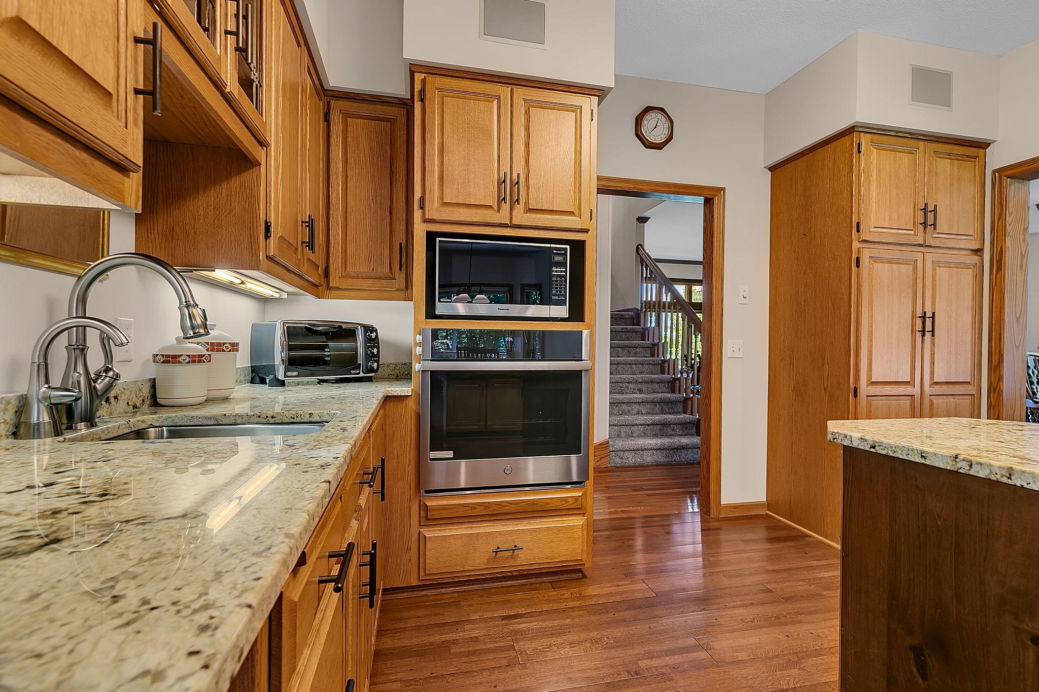 21602 Fireside Court Property Photo 23