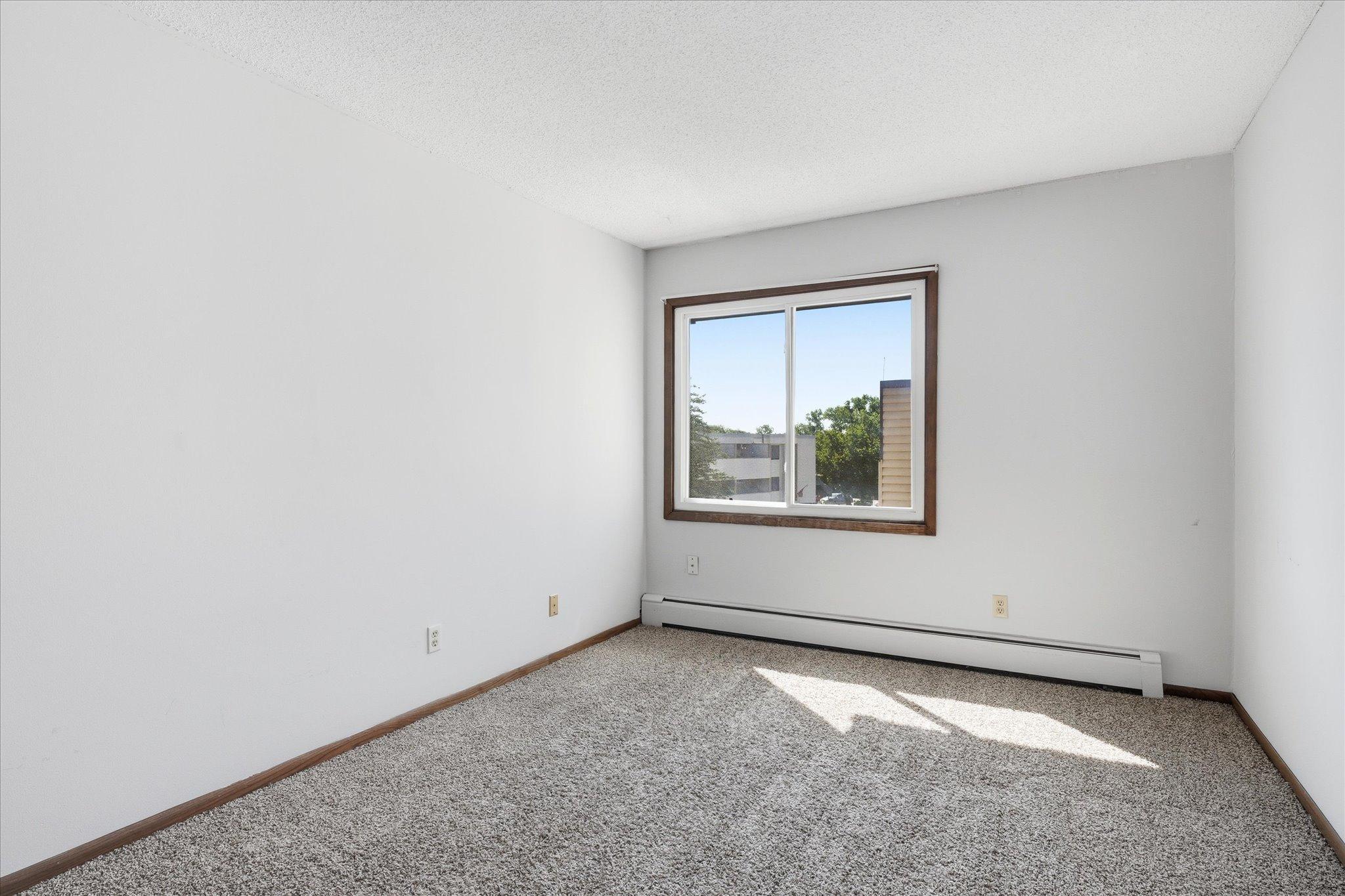 10840 Rockford Road 309 Property Photo 16