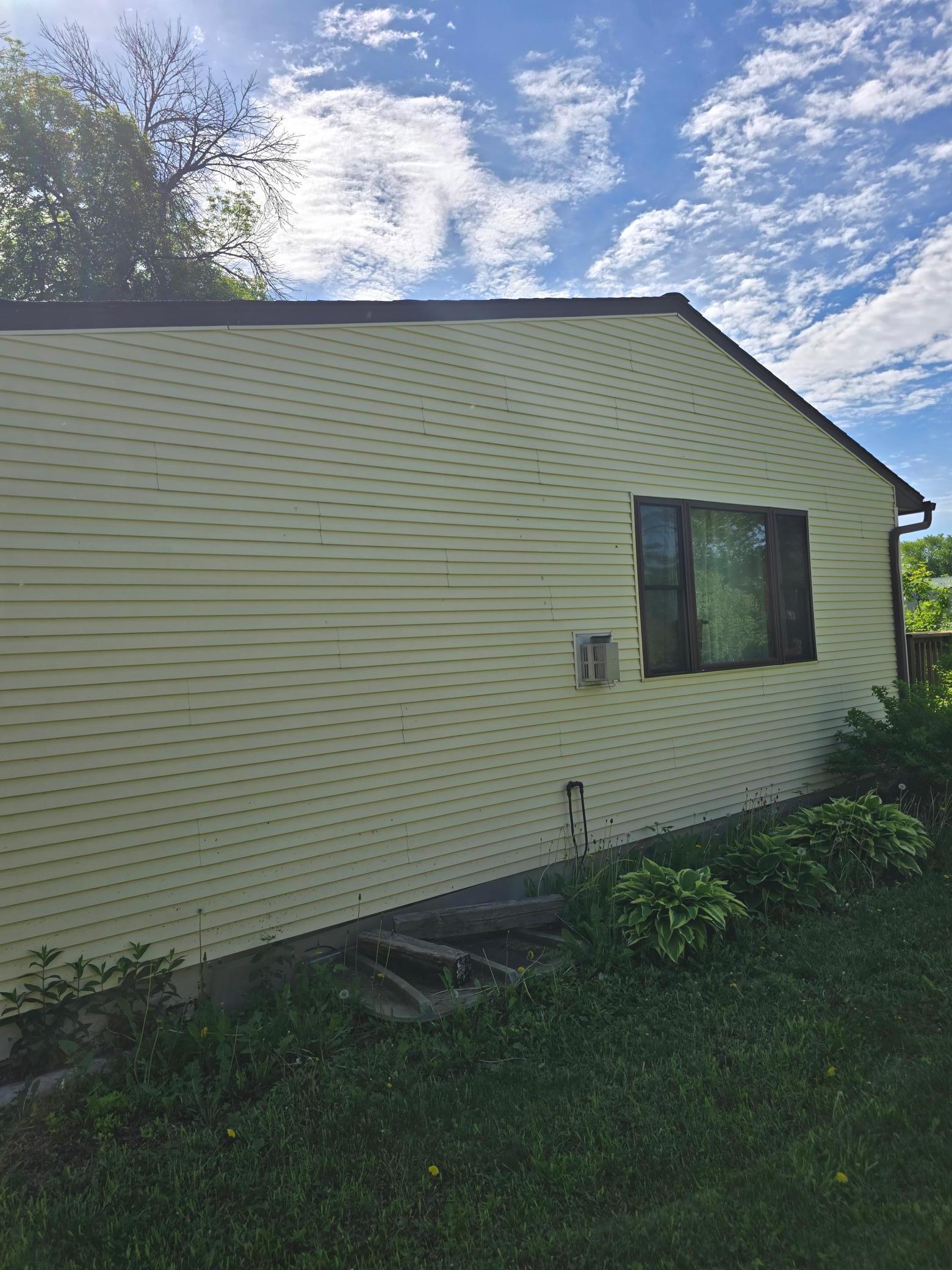 604 E Willow Avenue Property Photo 7