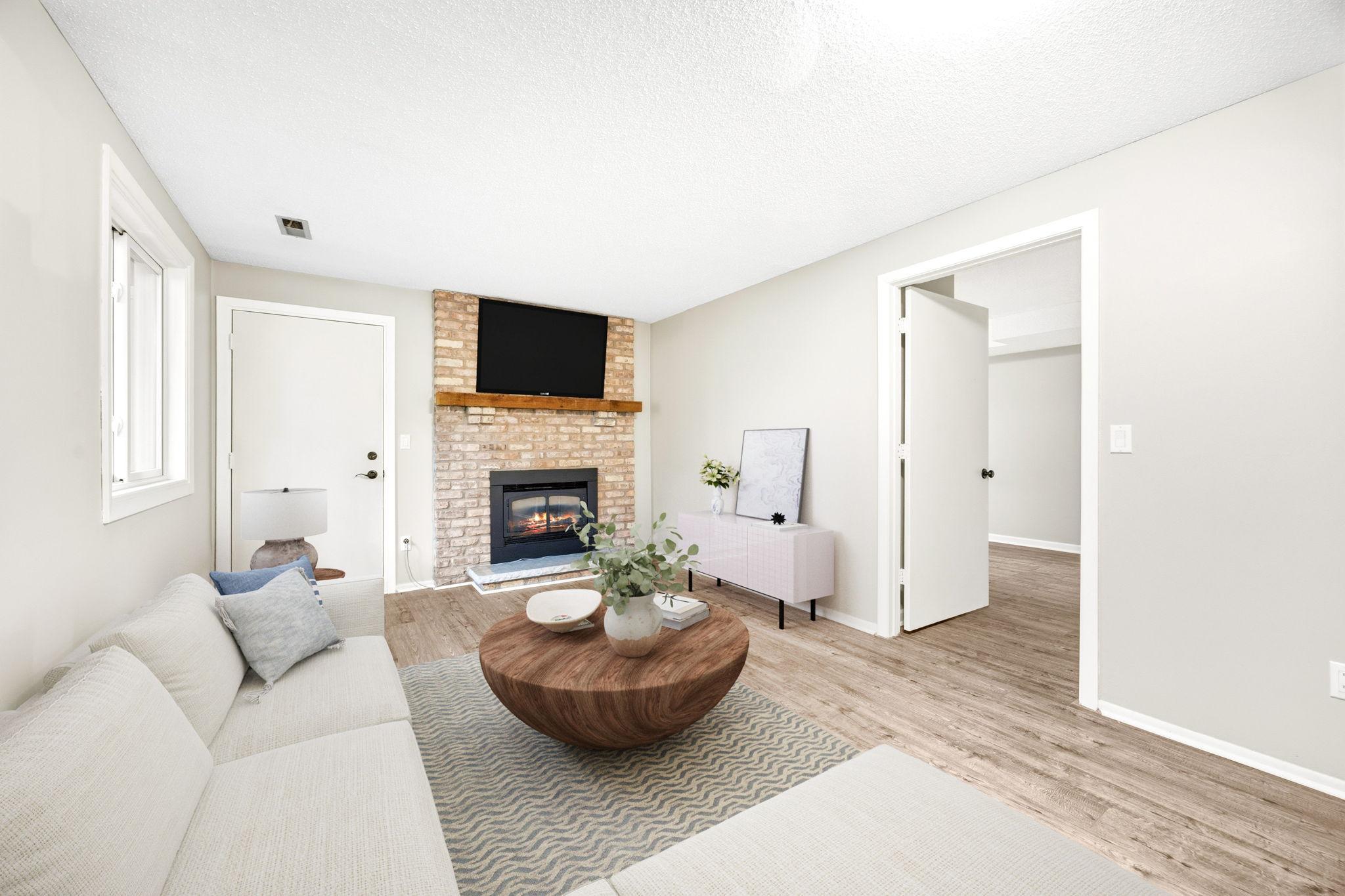 9712 Cimarron Circle Property Photo 12