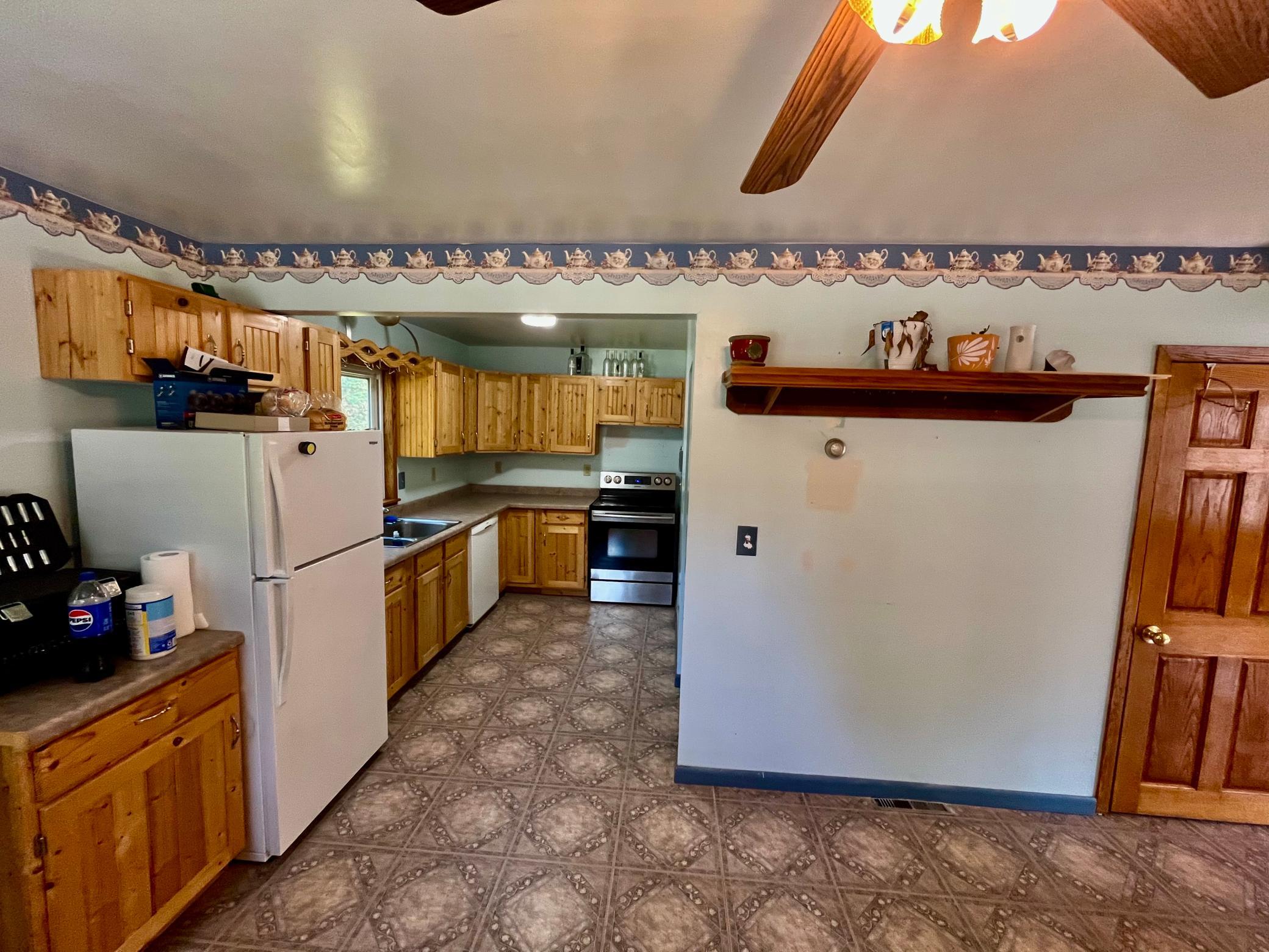 38947 State Highway 65 Property Photo 5