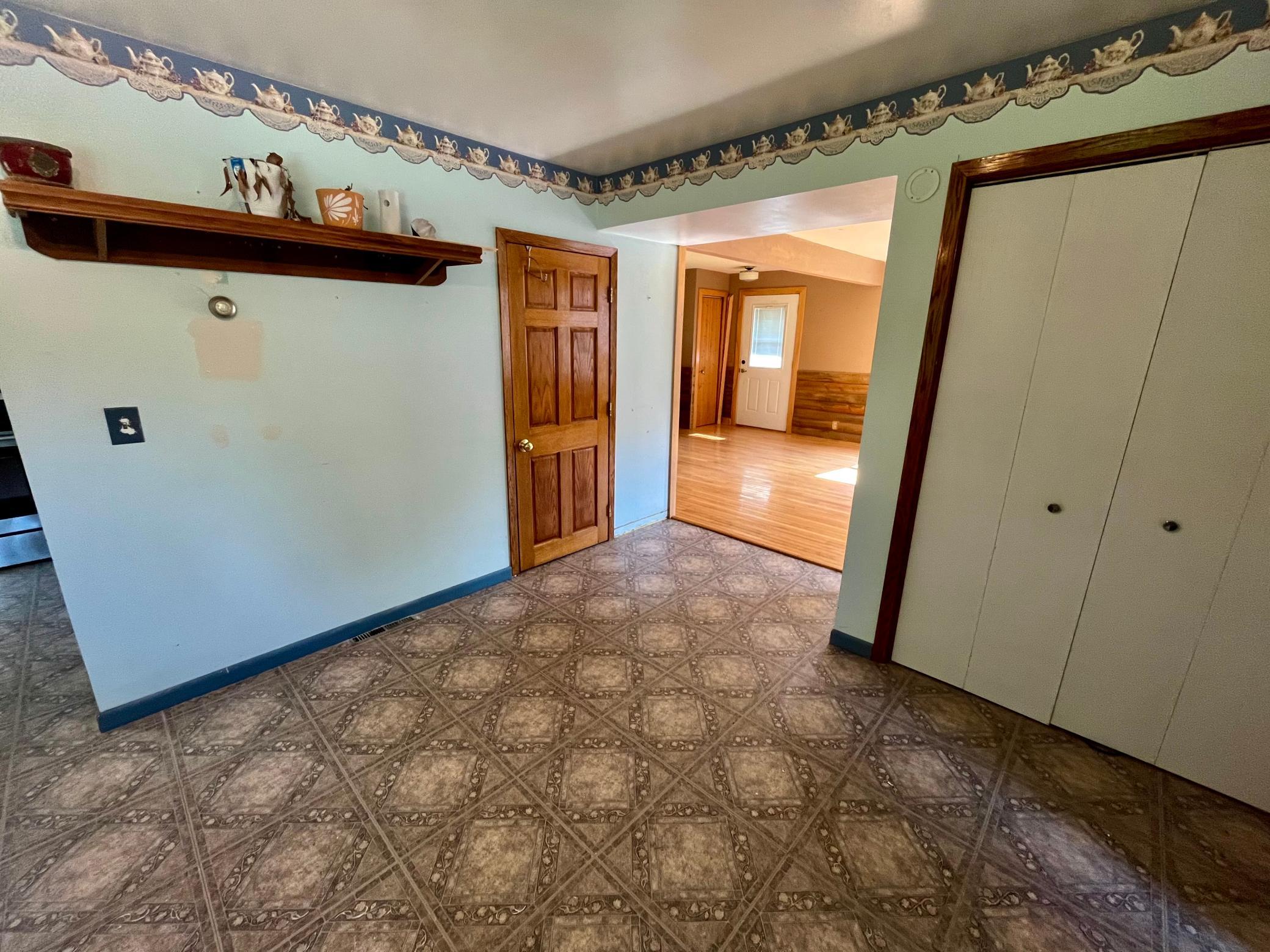 38947 State Highway 65 Property Photo 8
