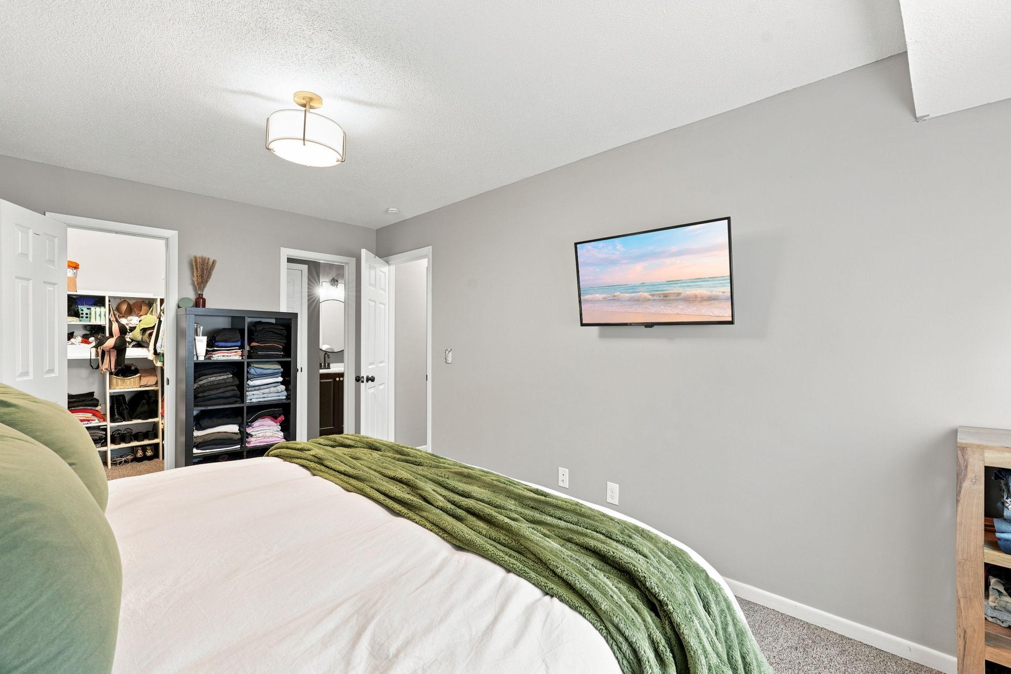 1711 Hickory Hill Drive Property Photo 12