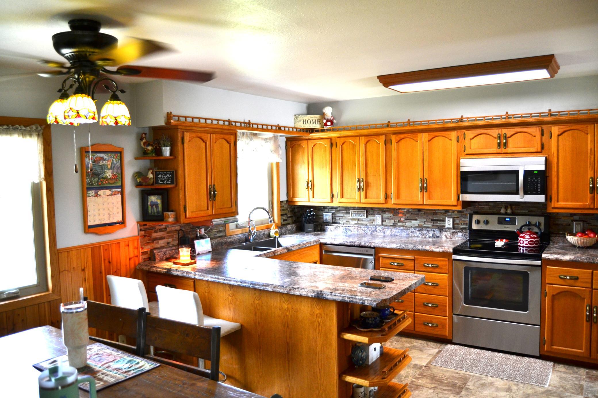 1544 Dickson Drive Property Photo 6