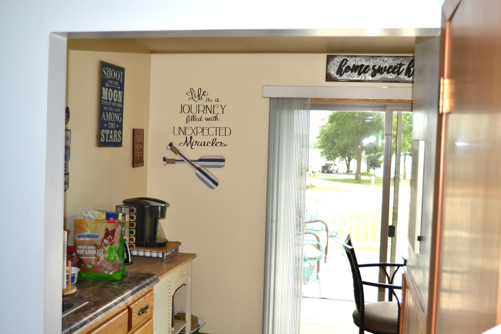 1544 Dickson Drive Property Photo 10