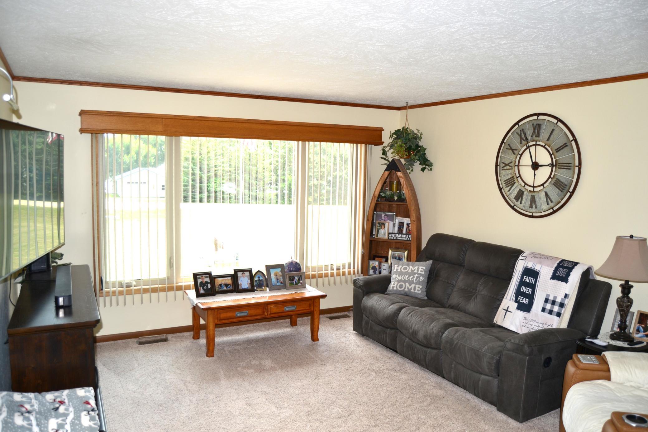1544 Dickson Drive Property Photo 11