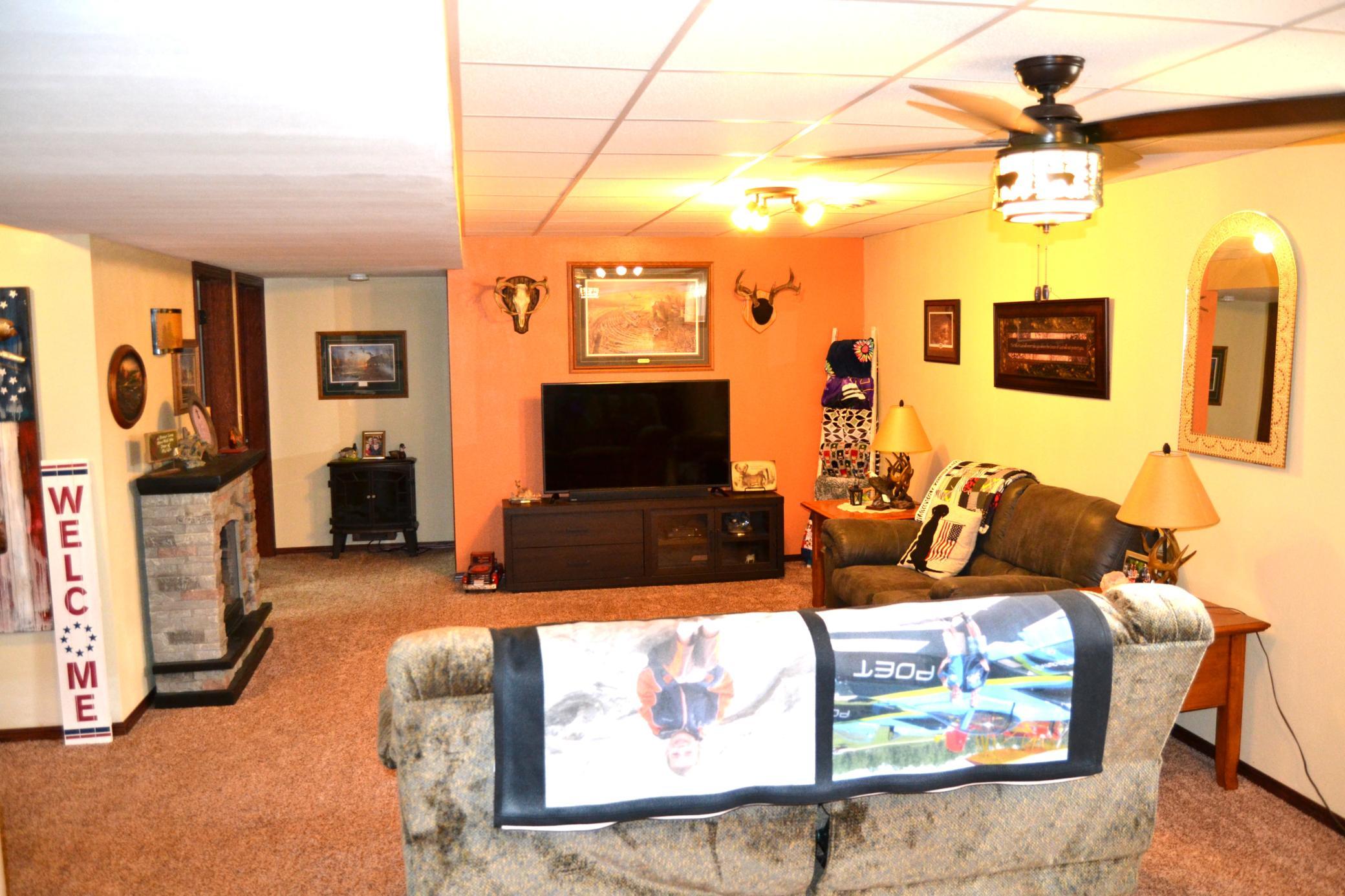 1544 Dickson Drive Property Photo 22