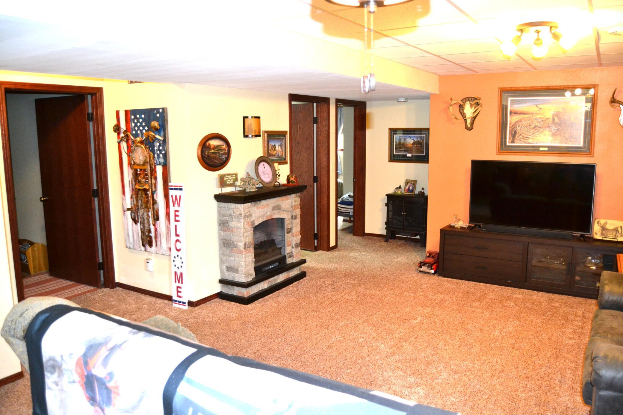 1544 Dickson Drive Property Photo 23
