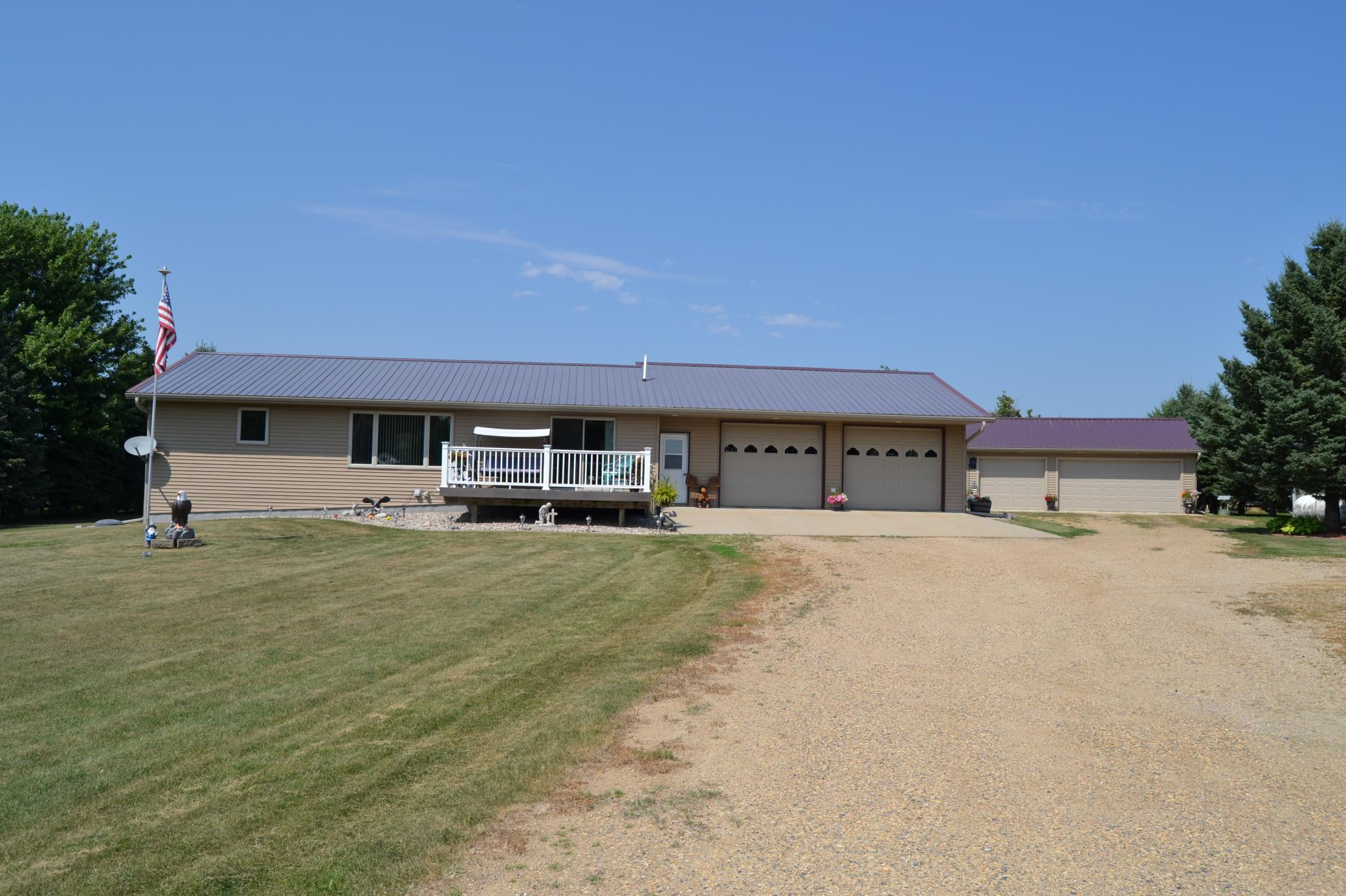 1544 Dickson Drive Property Photo 40