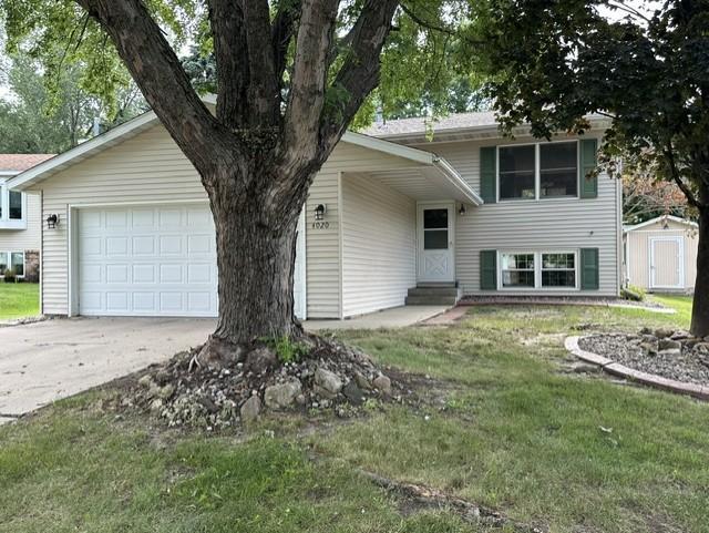 4020 Baffin Lane Ne Property Photo