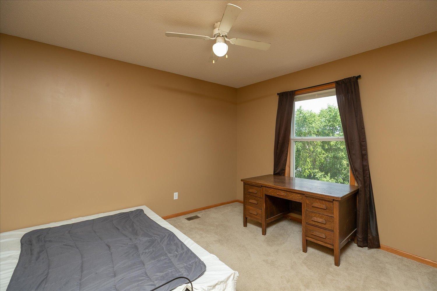 1012 3rd Avenue Ne Property Photo 29