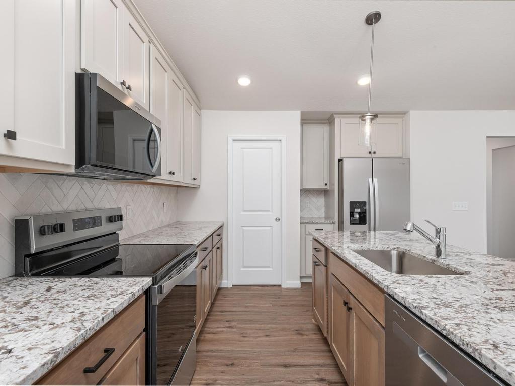 4944 River Oaks Road Property Photo 15