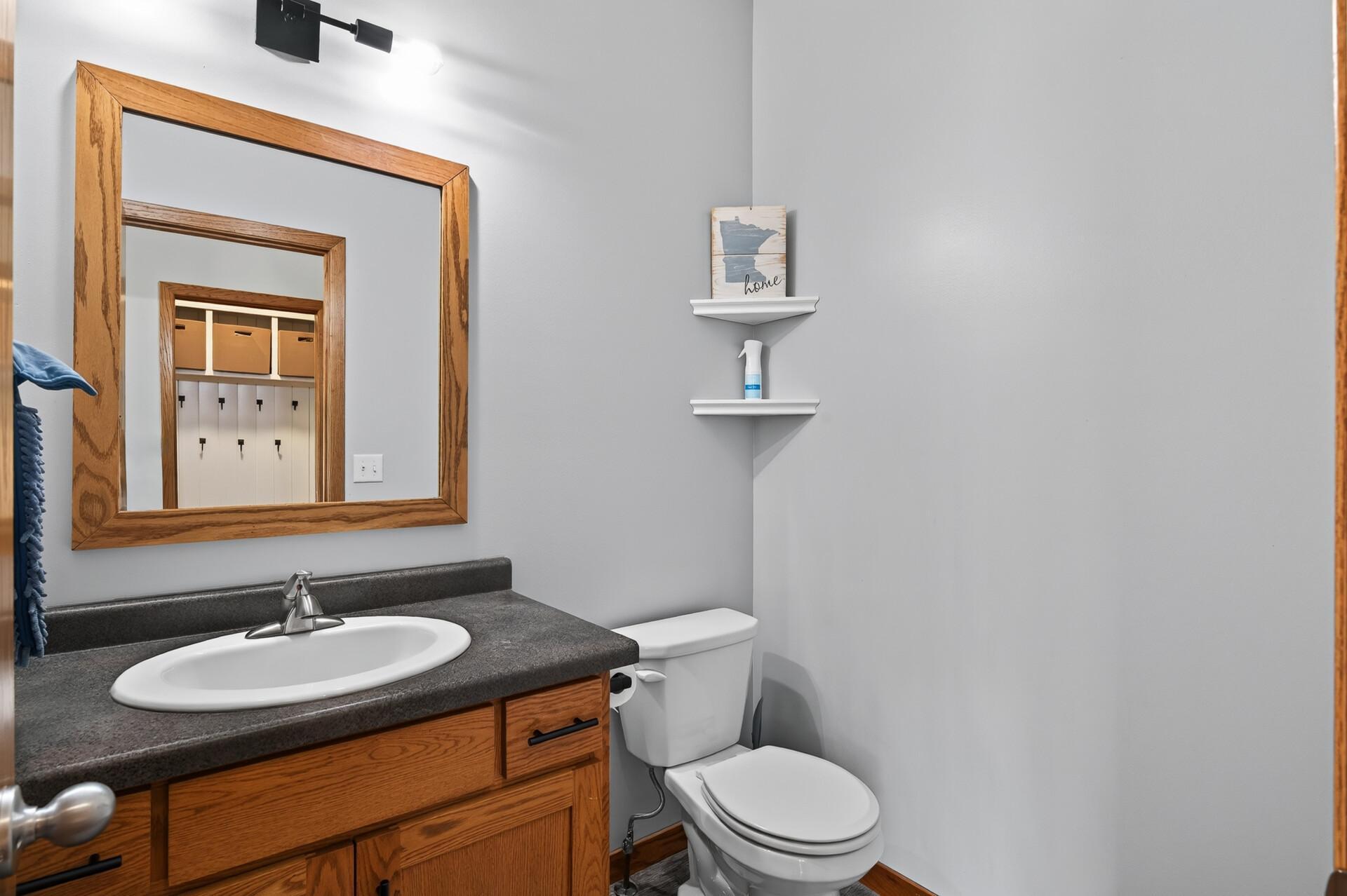 11160 Olympia Avenue Property Photo 16