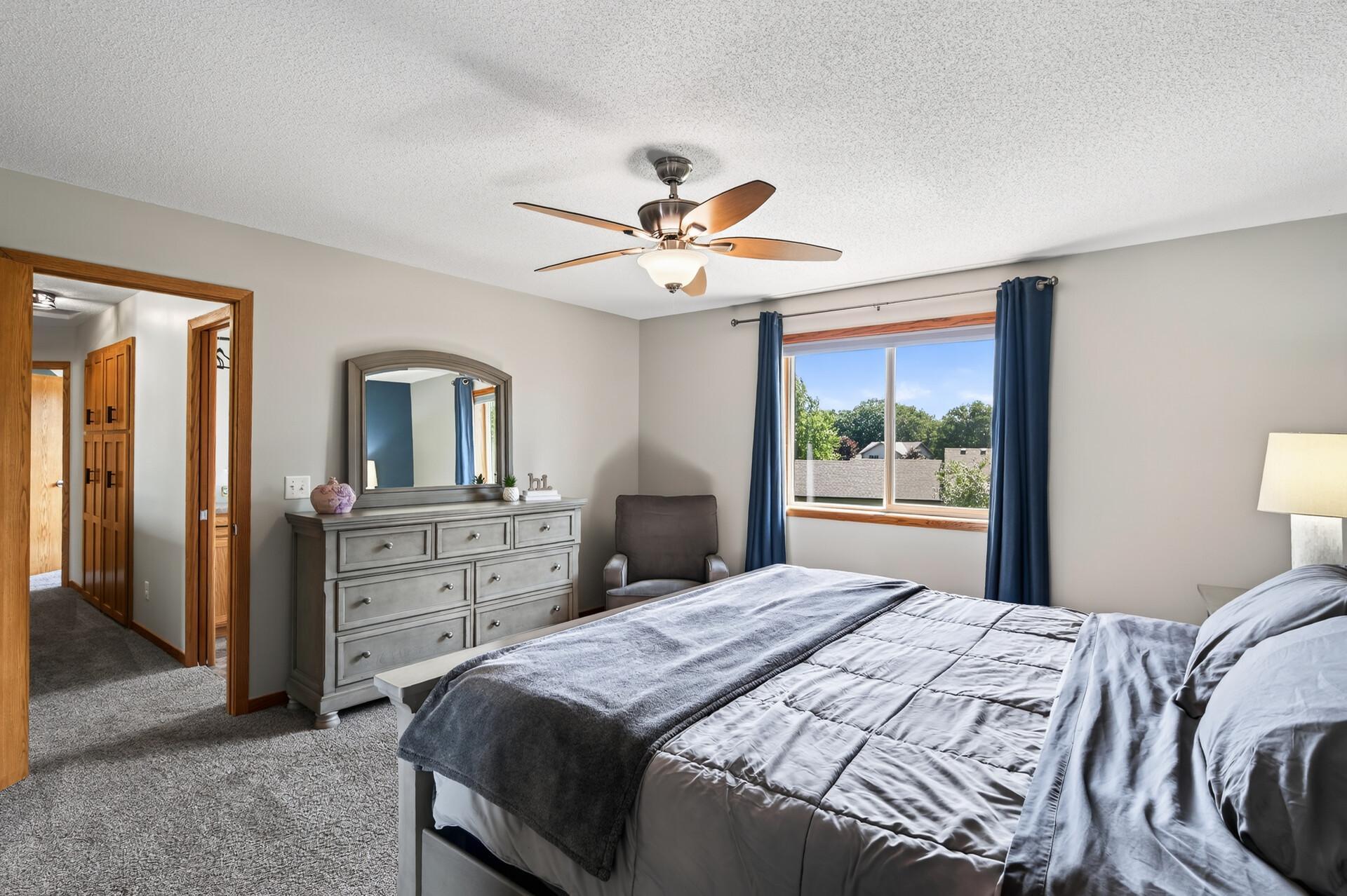 11160 Olympia Avenue Property Photo 21