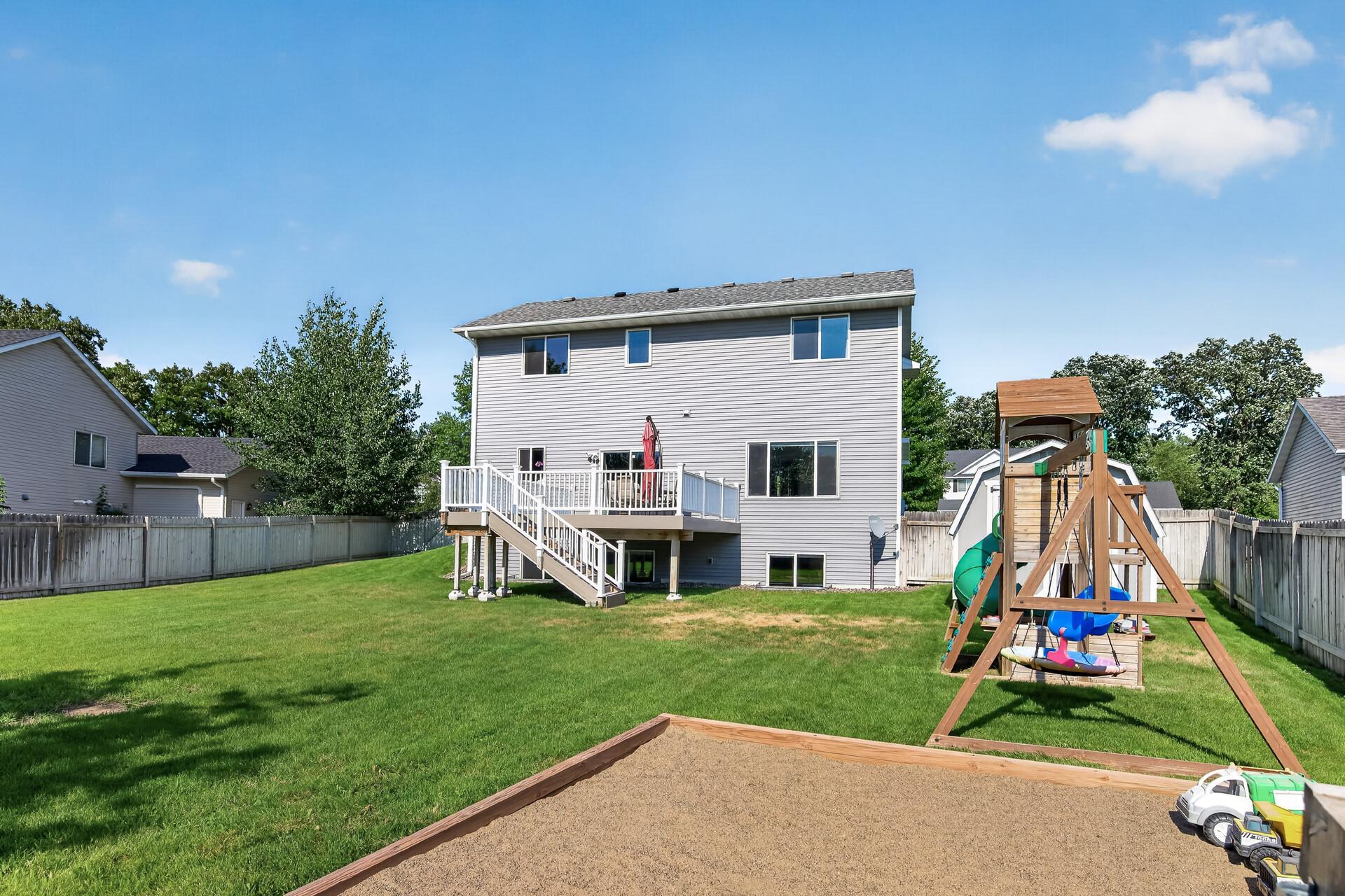 11160 Olympia Avenue Property Photo 32