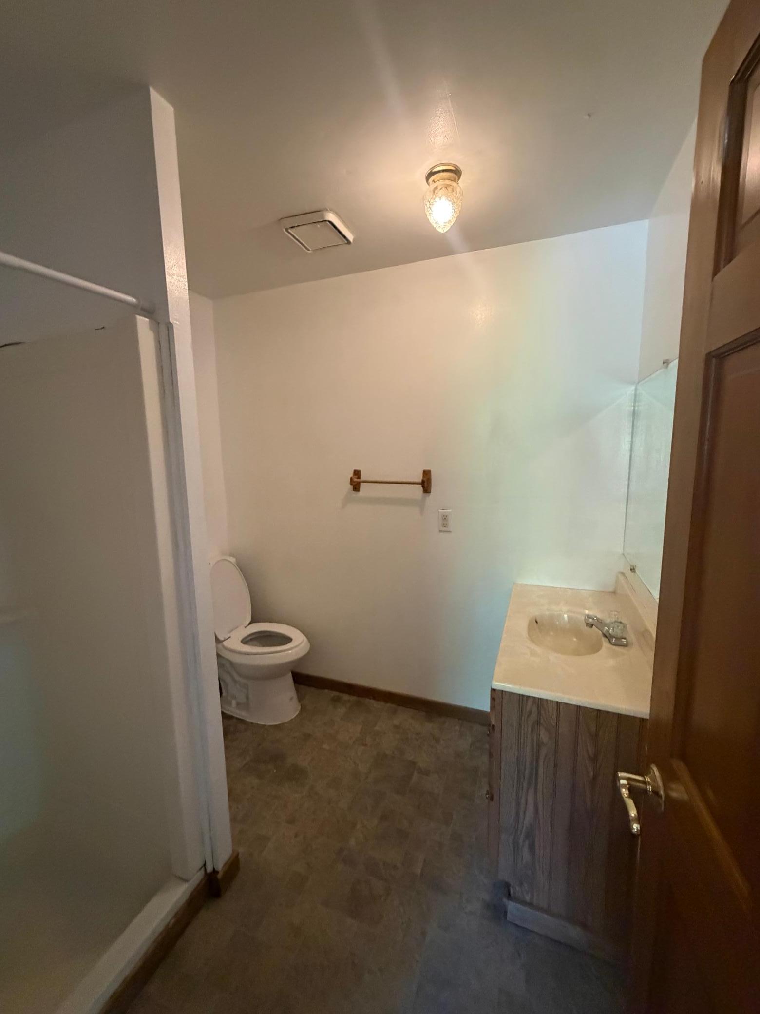 543 River Street Property Photo 8