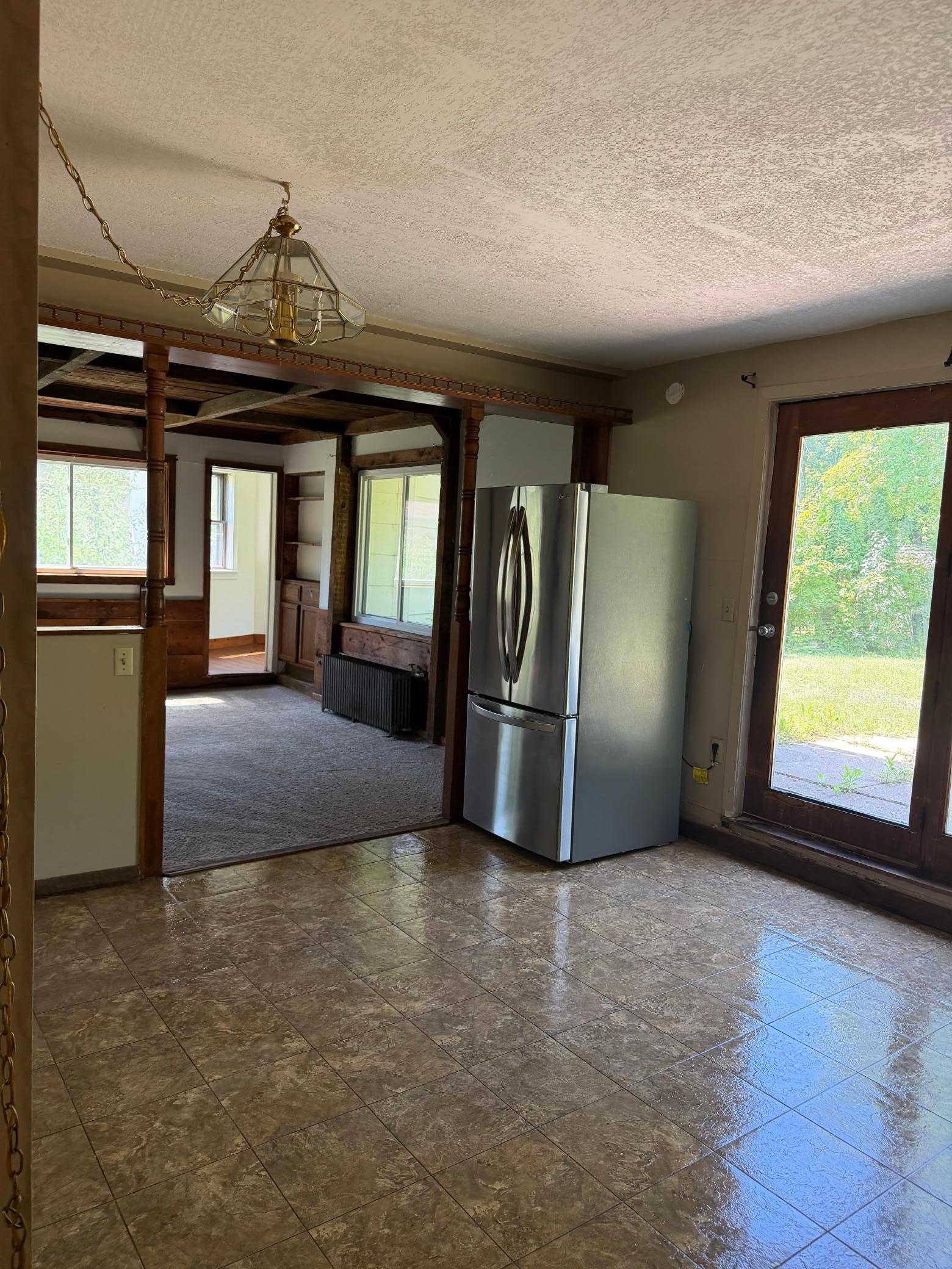 543 River Street Property Photo 11