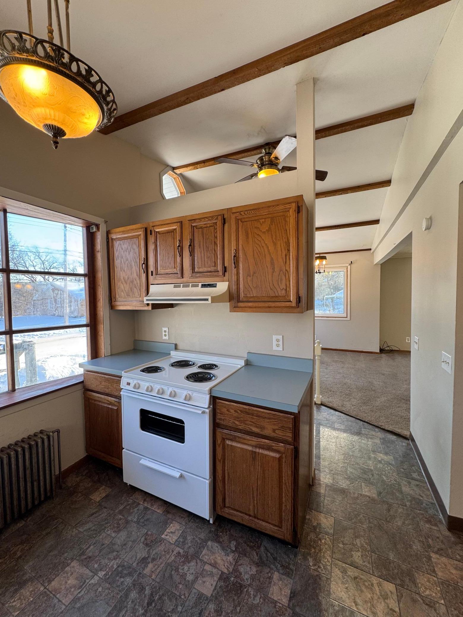543 River Street Property Photo 12