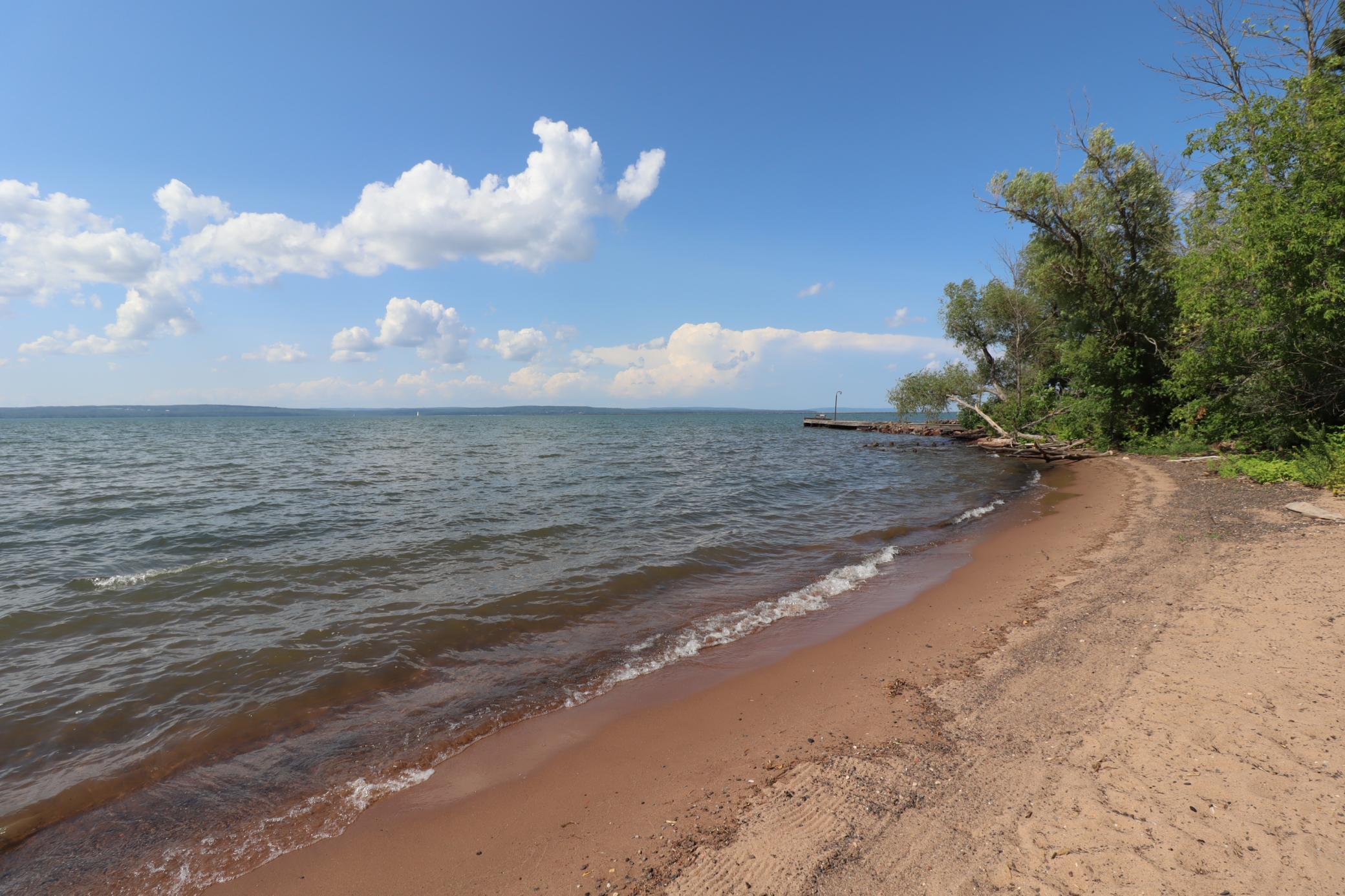 2729 Lake Shore Drive E 4 Property Photo 6
