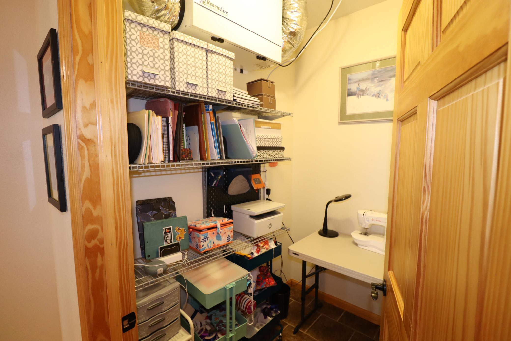 2729 Lake Shore Drive E 4 Property Photo 20