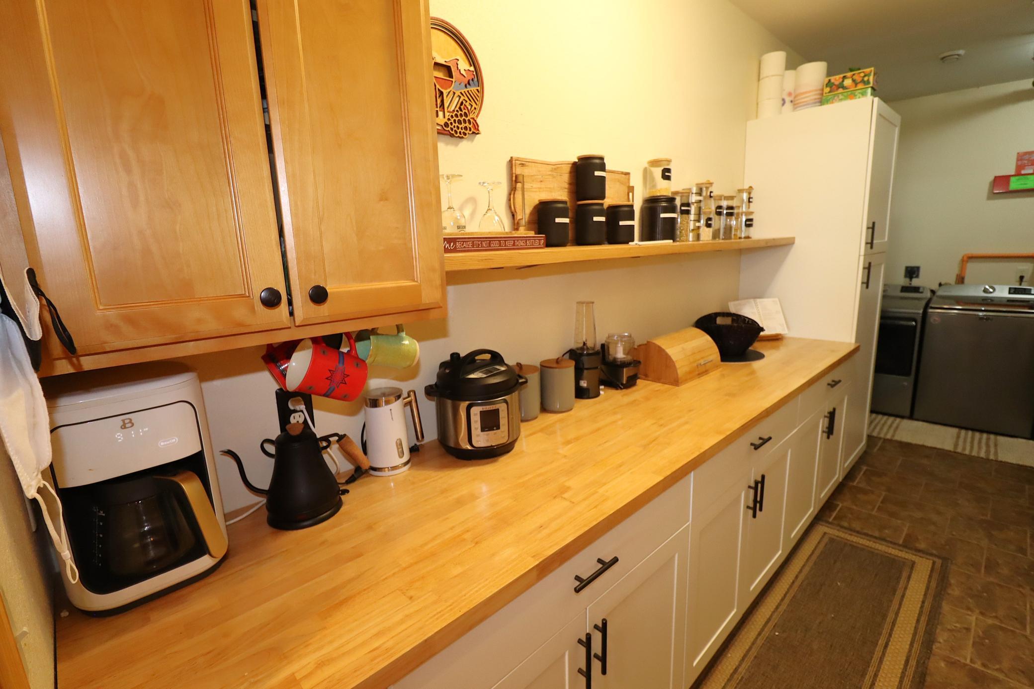 2729 Lake Shore Drive E 4 Property Photo 21