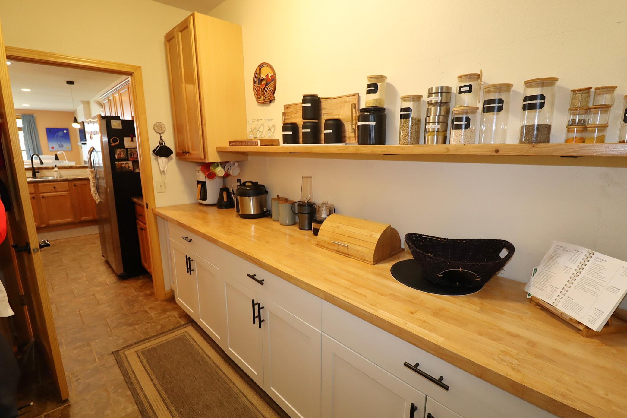 2729 Lake Shore Drive E 4 Property Photo 23
