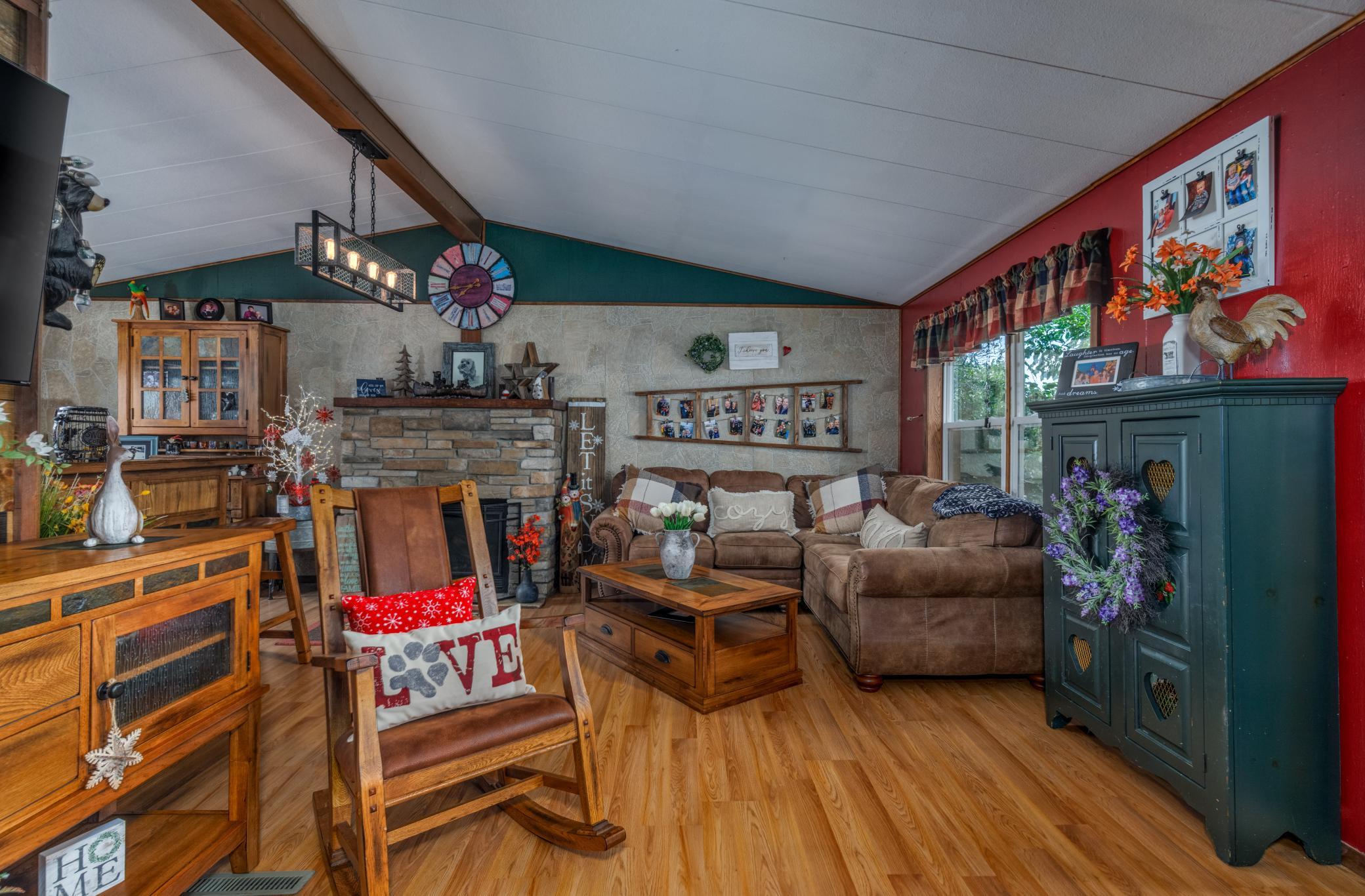 50 Cypress Boulevard Property Photo 12