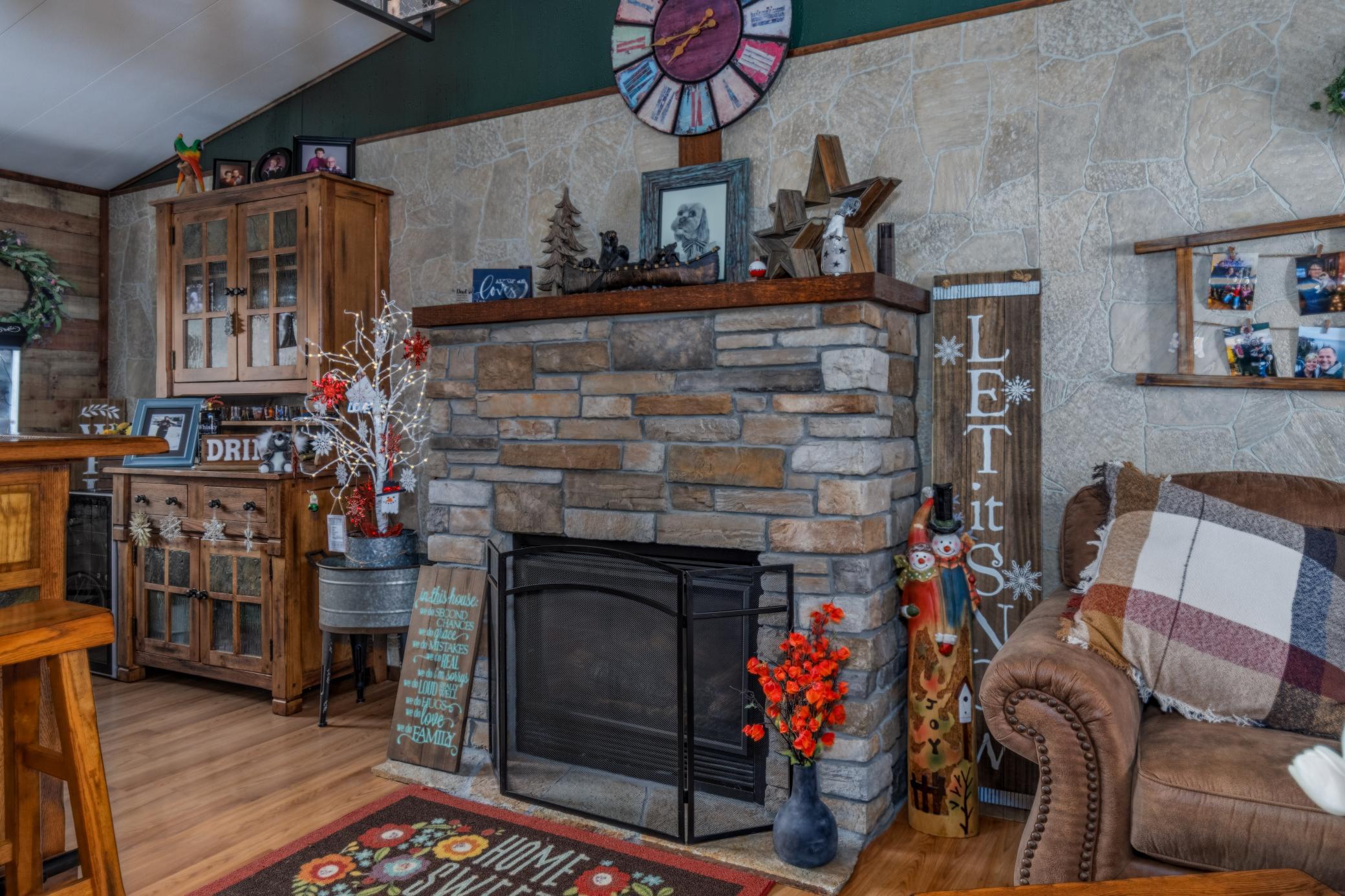 50 Cypress Boulevard Property Photo 15