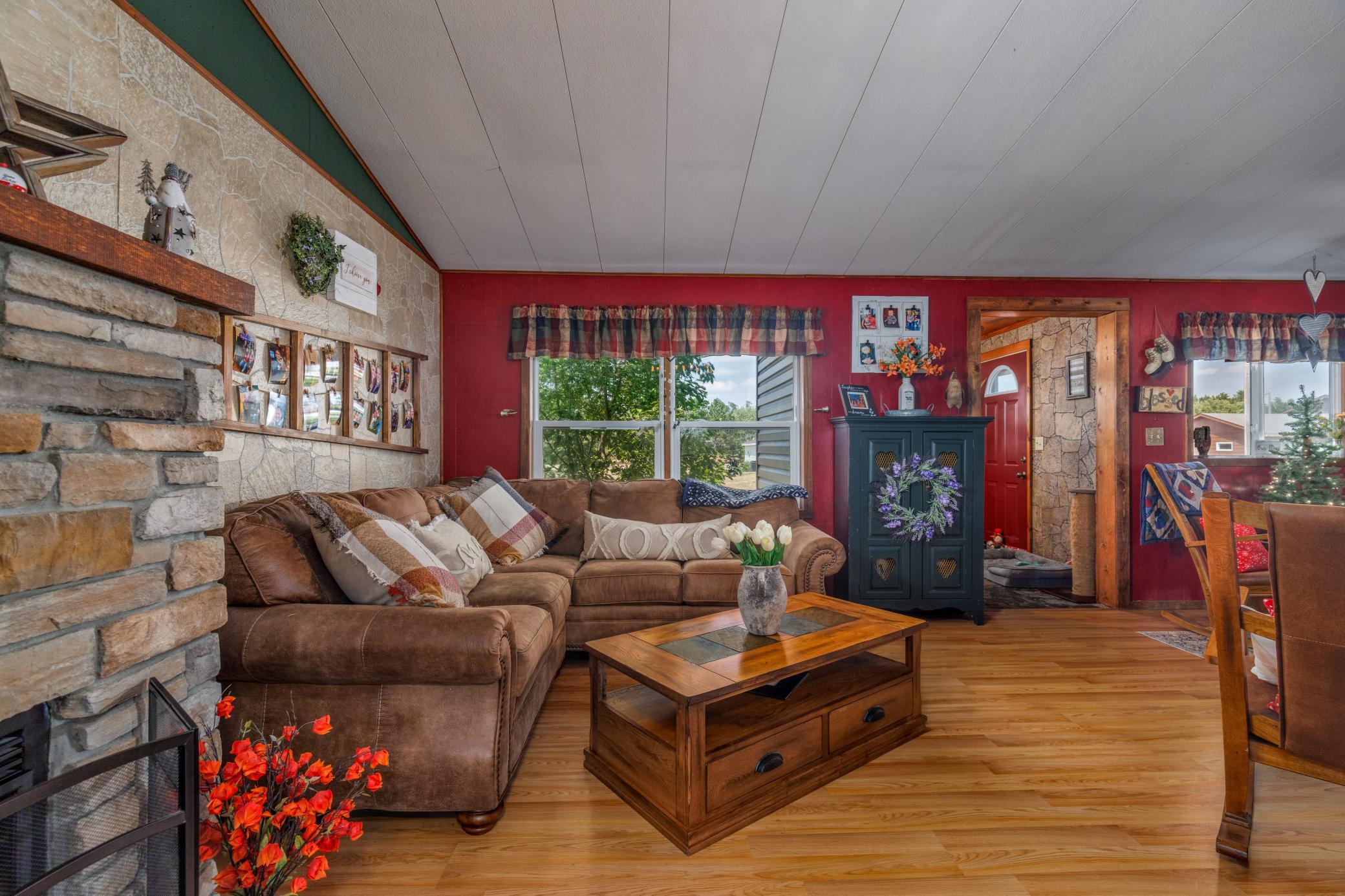 50 Cypress Boulevard Property Photo 16