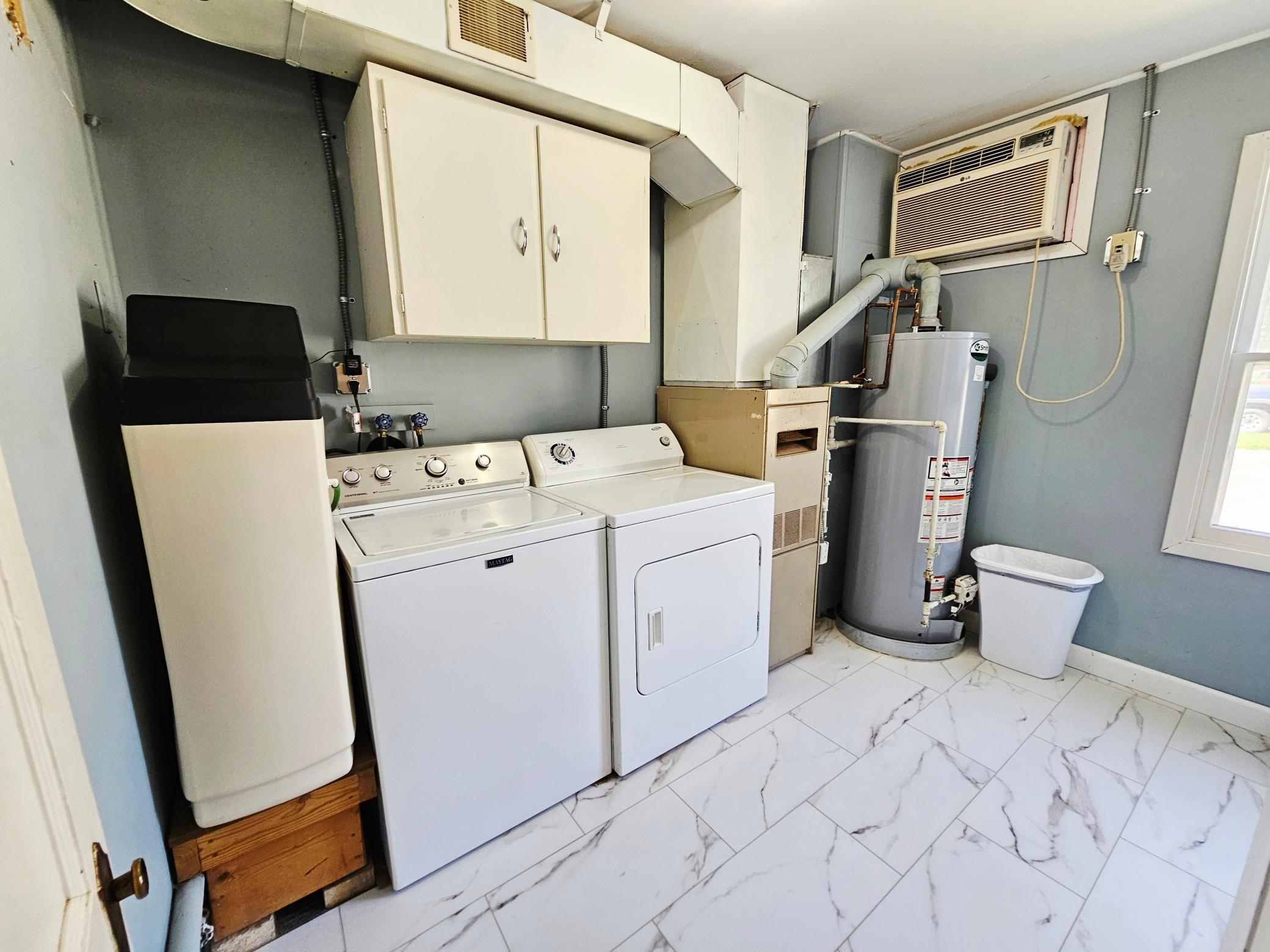 301 S 12th Street Property Photo 10