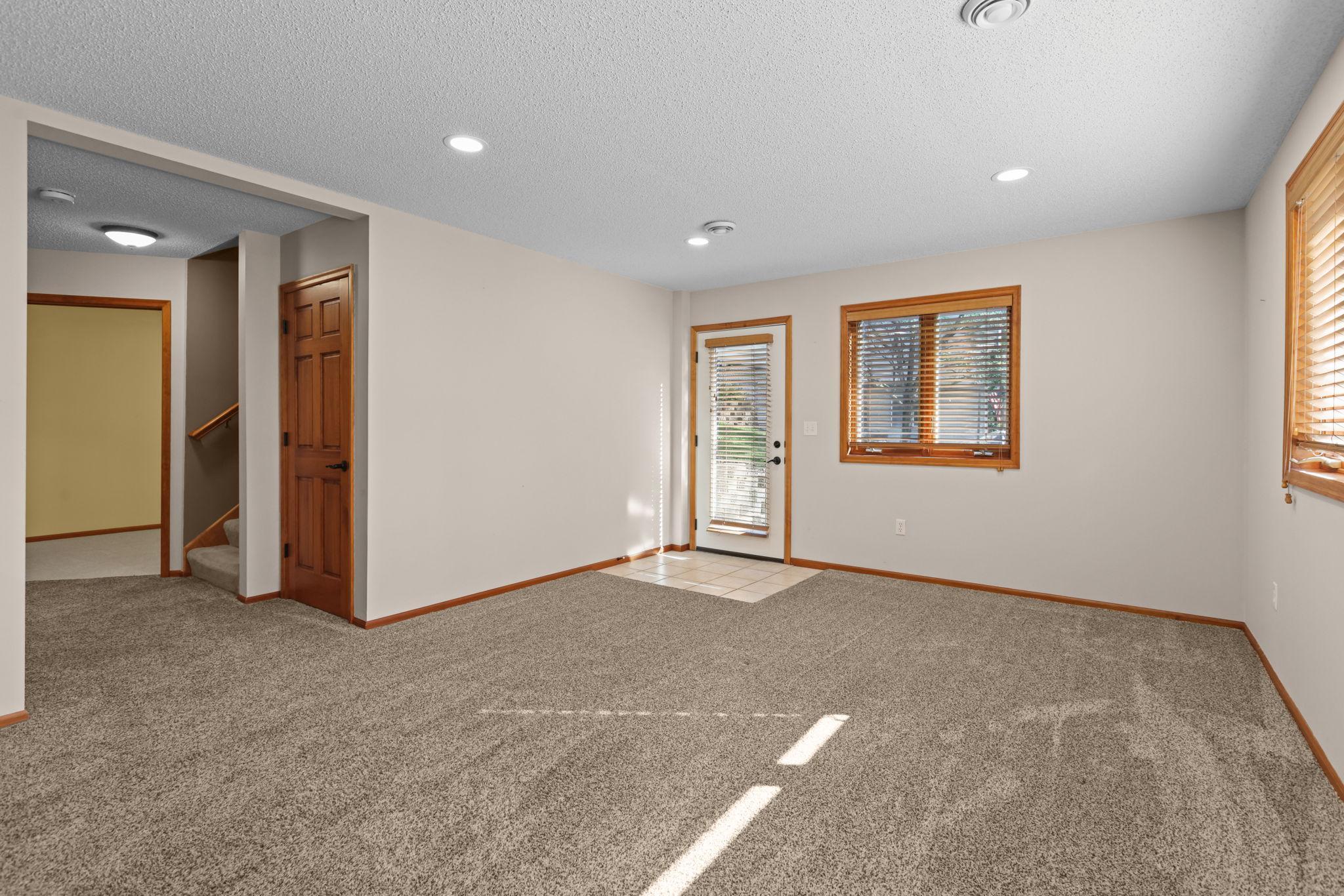 2332 151st Avenue Nw Property Photo 48
