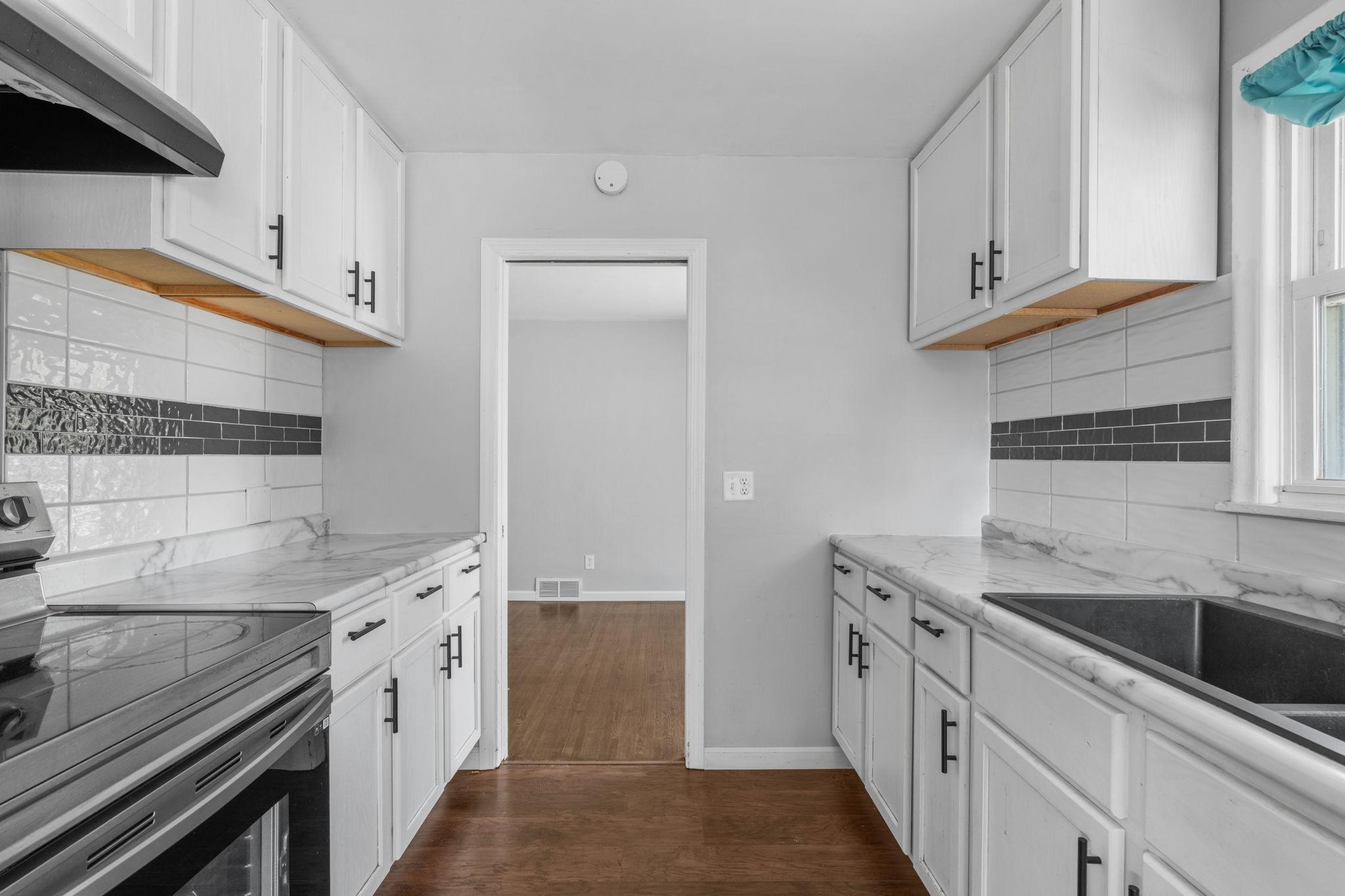 2168 Hawthorne Avenue E Property Photo 8