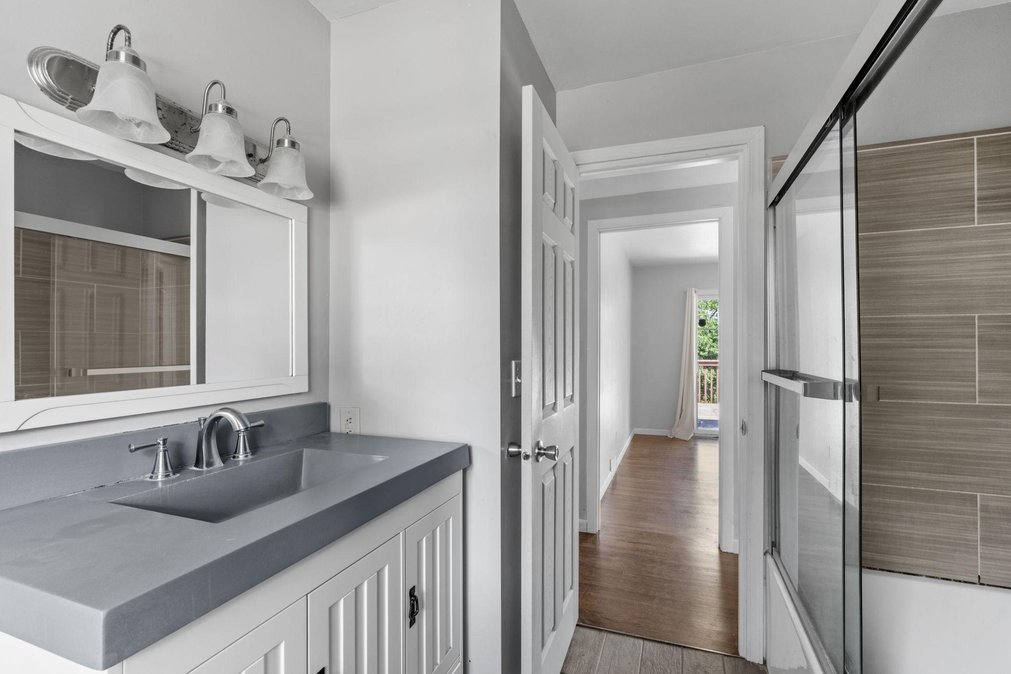 2168 Hawthorne Avenue E Property Photo 14