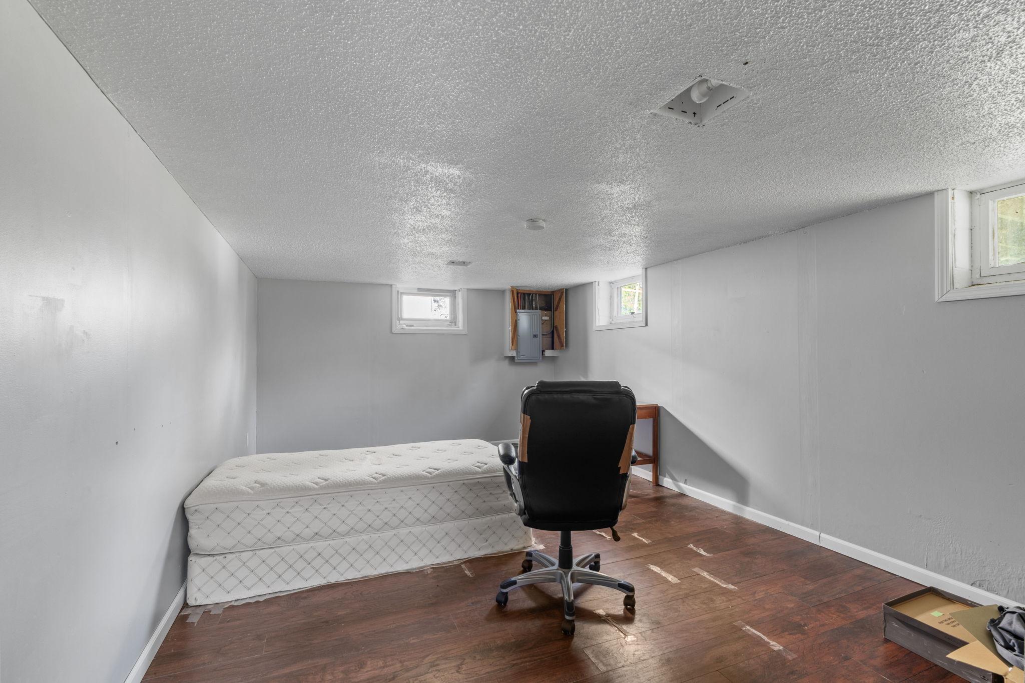 2168 Hawthorne Avenue E Property Photo 15