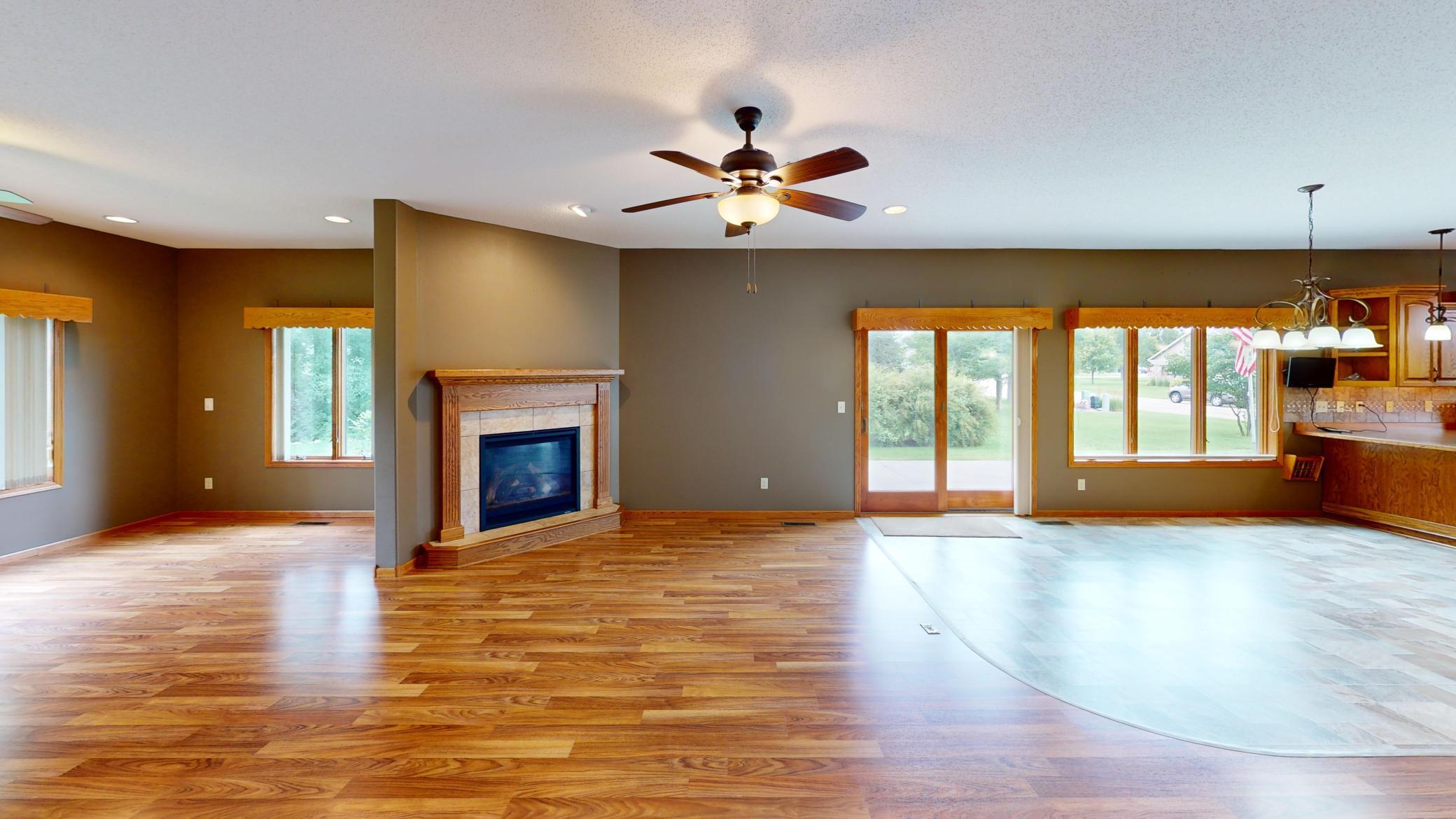 1802 Crystal Drive Property Photo 3