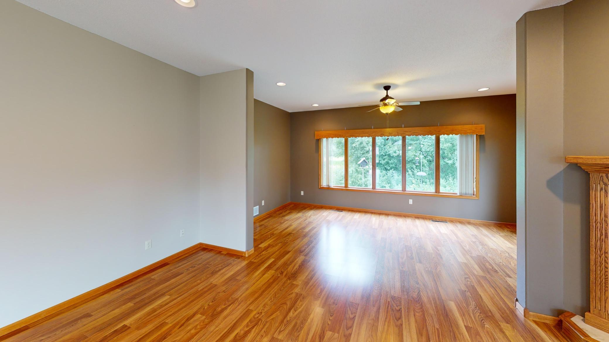 1802 Crystal Drive Property Photo 4