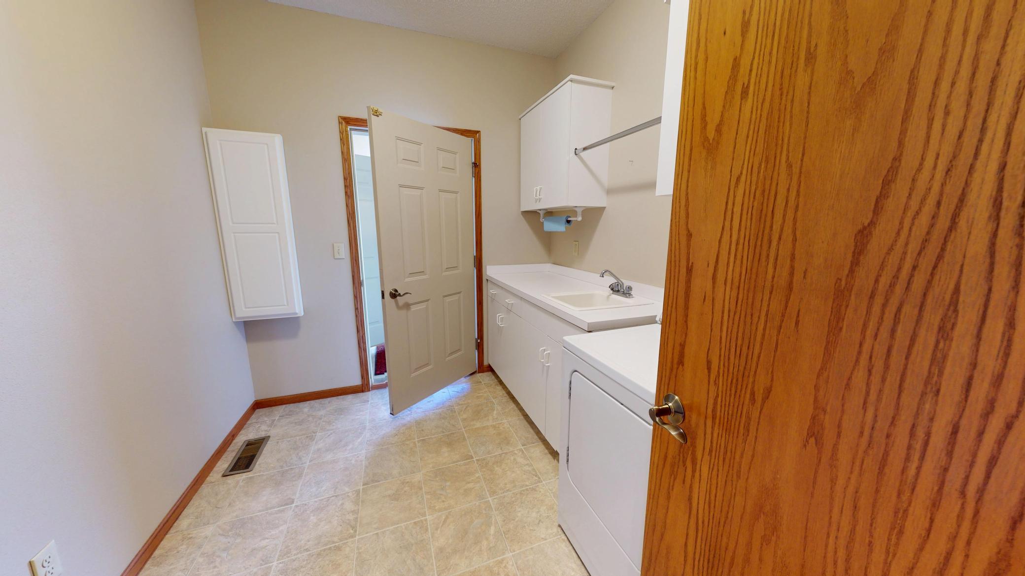 1802 Crystal Drive Property Photo 11