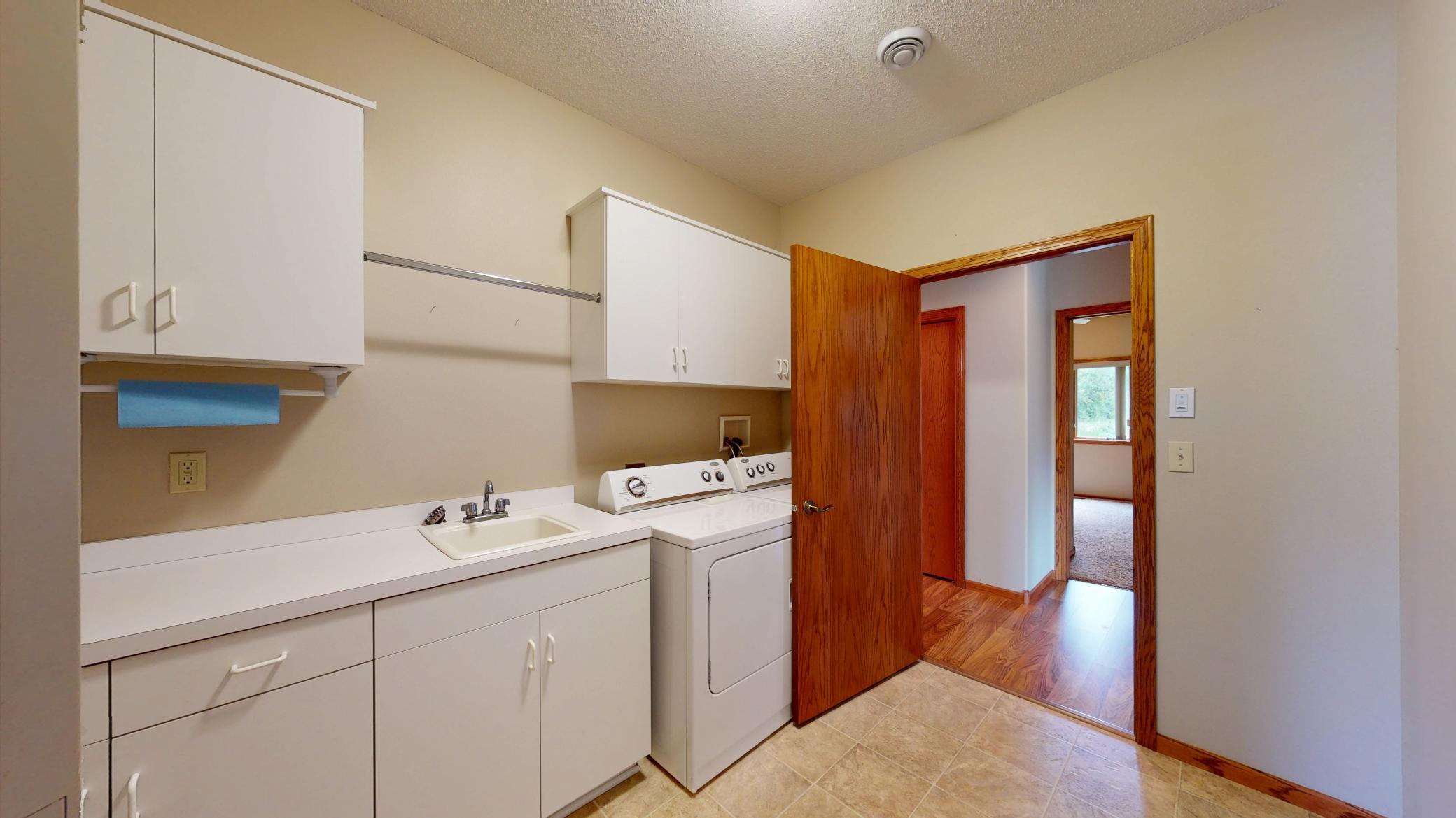 1802 Crystal Drive Property Photo 12