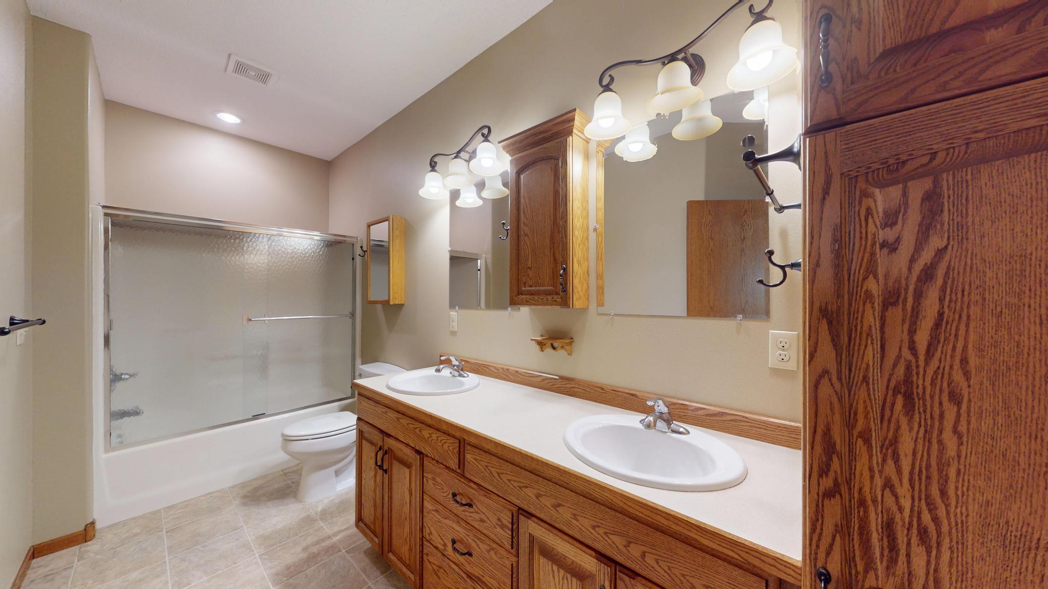 1802 Crystal Drive Property Photo 18